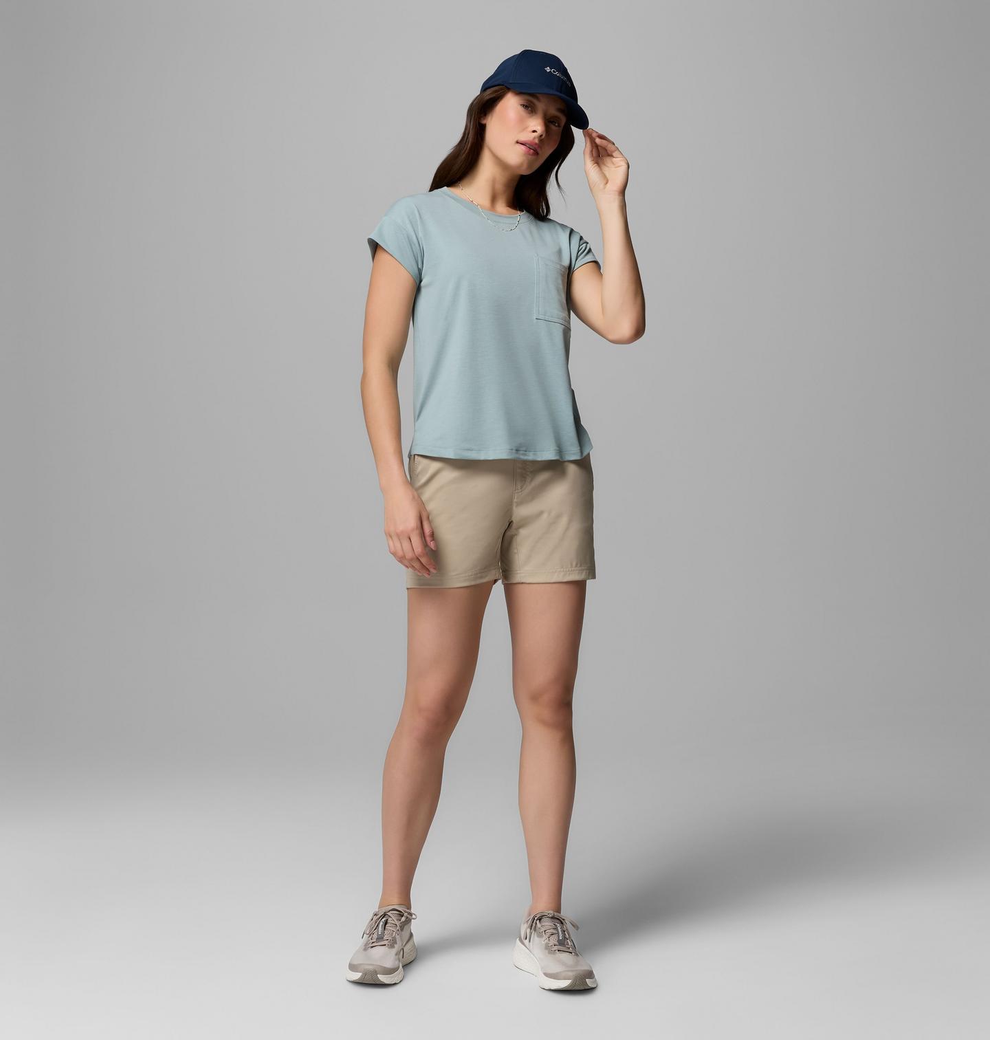 Женские шорты Columbia Leslie Falls Shorts II, цвет: Серо-бежевый — фото 2