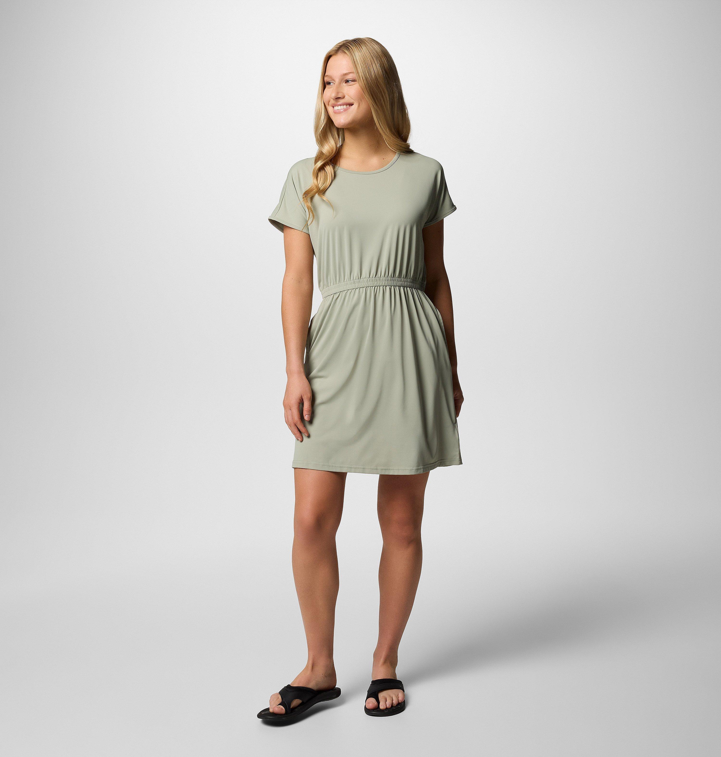 Columbia Sportswear Women's Green Columbia - Chill River™ Short Sleeve Technical Dress - Safari Small