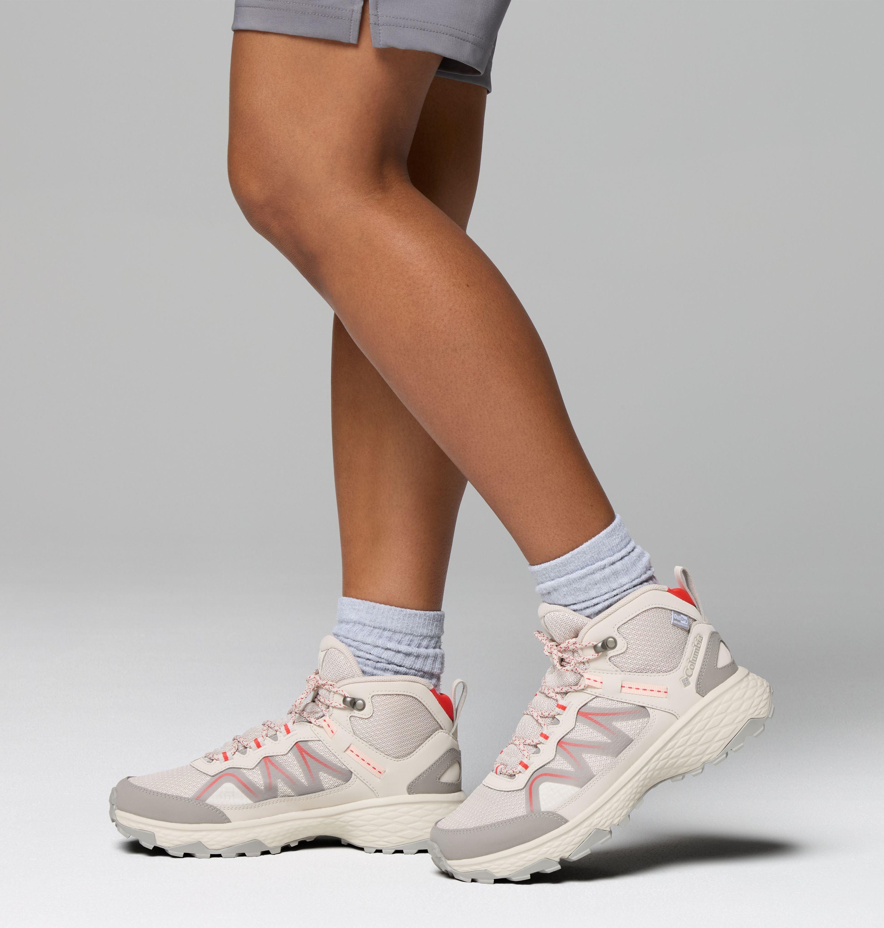 Women's Peakfreak Rush Mid OutDry Shoe 10