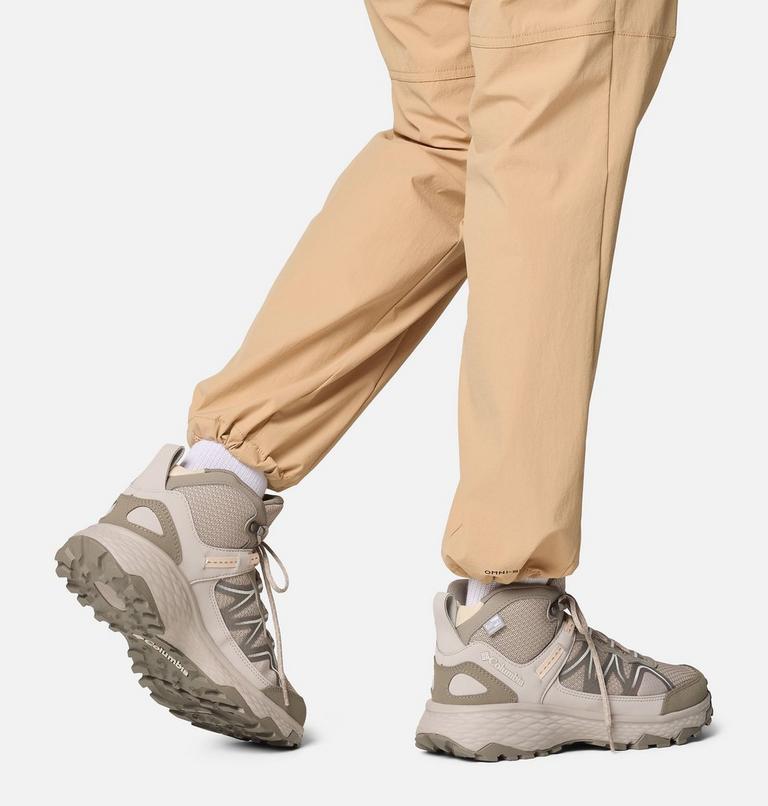 Zapatillas de senderismo Peakfreak Rush Mid Outdry para mujer, Color: Soft Taupe, White Peach, image 10