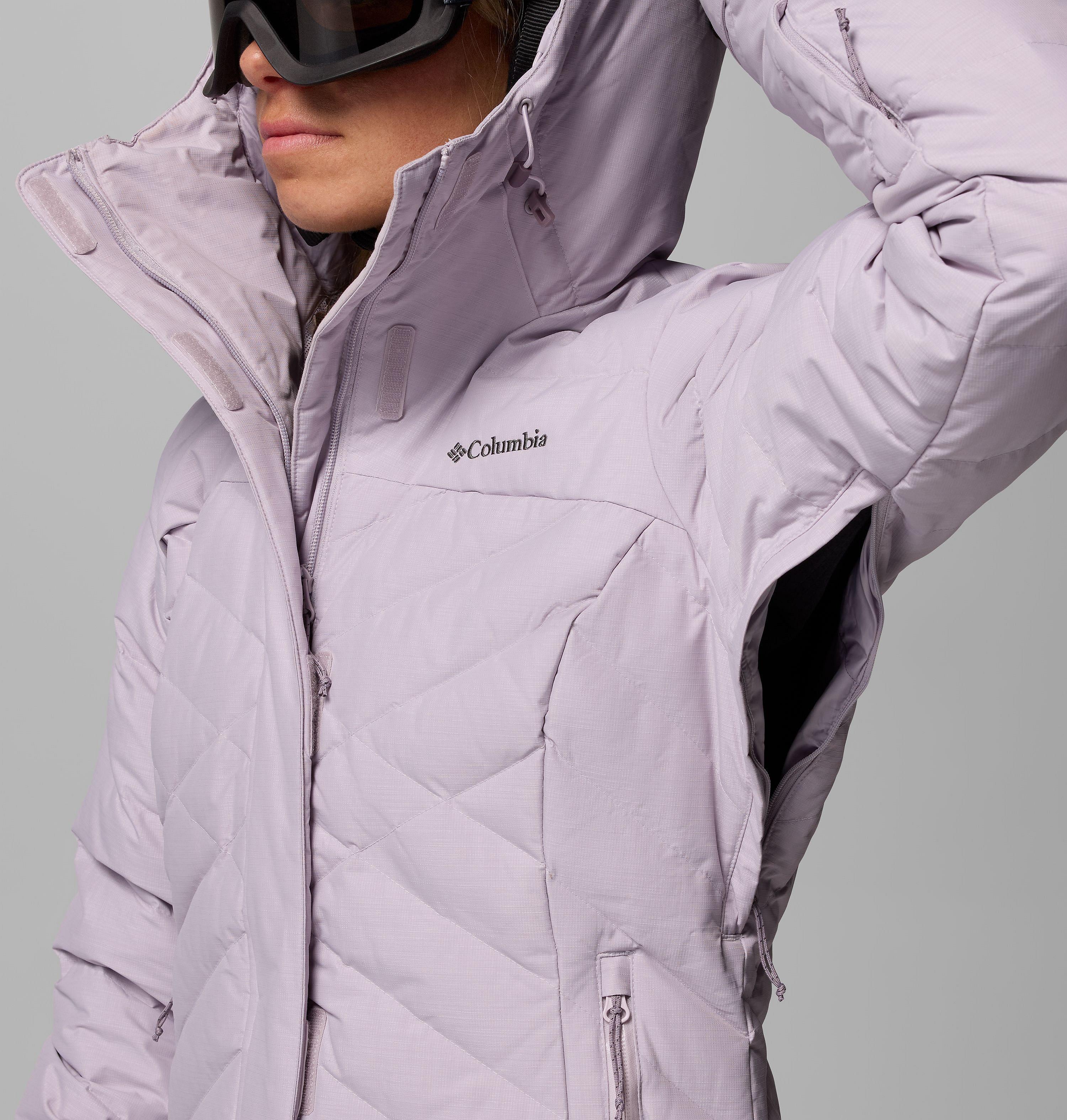 Women's Lay D Down V Jacket 9
