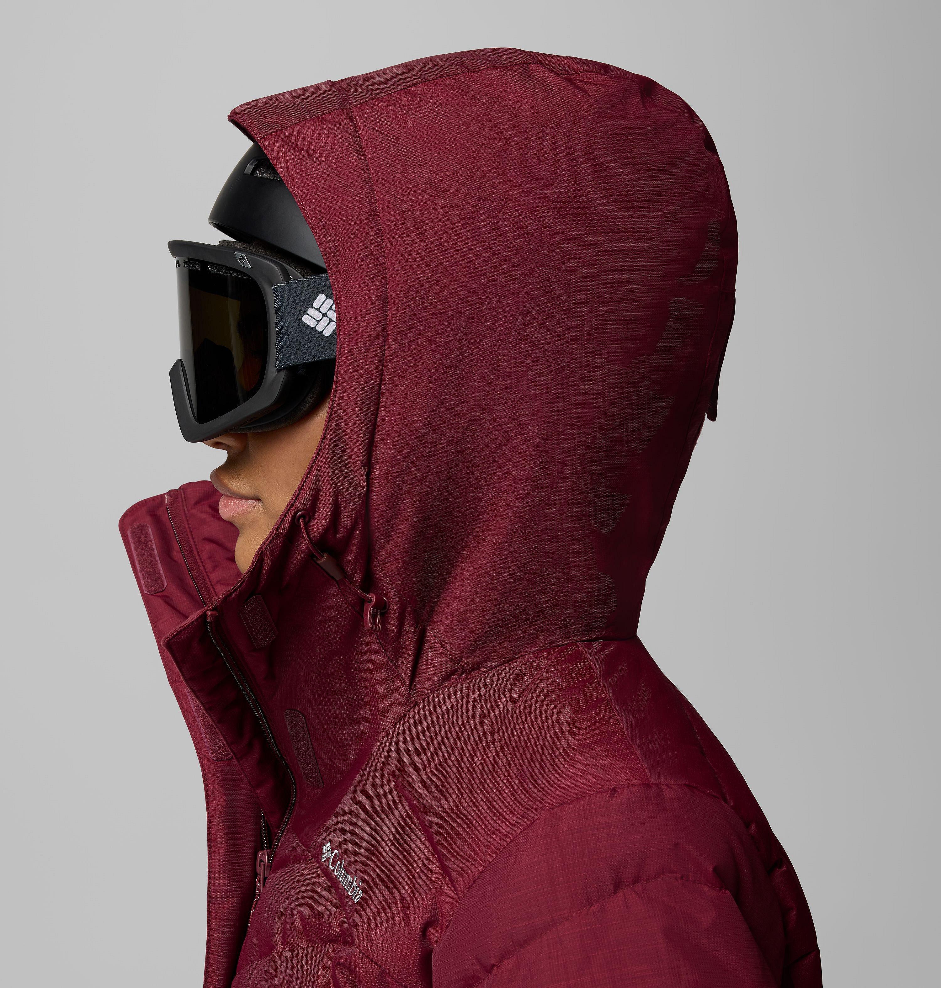 Women's Lay D Down V Jacket 11