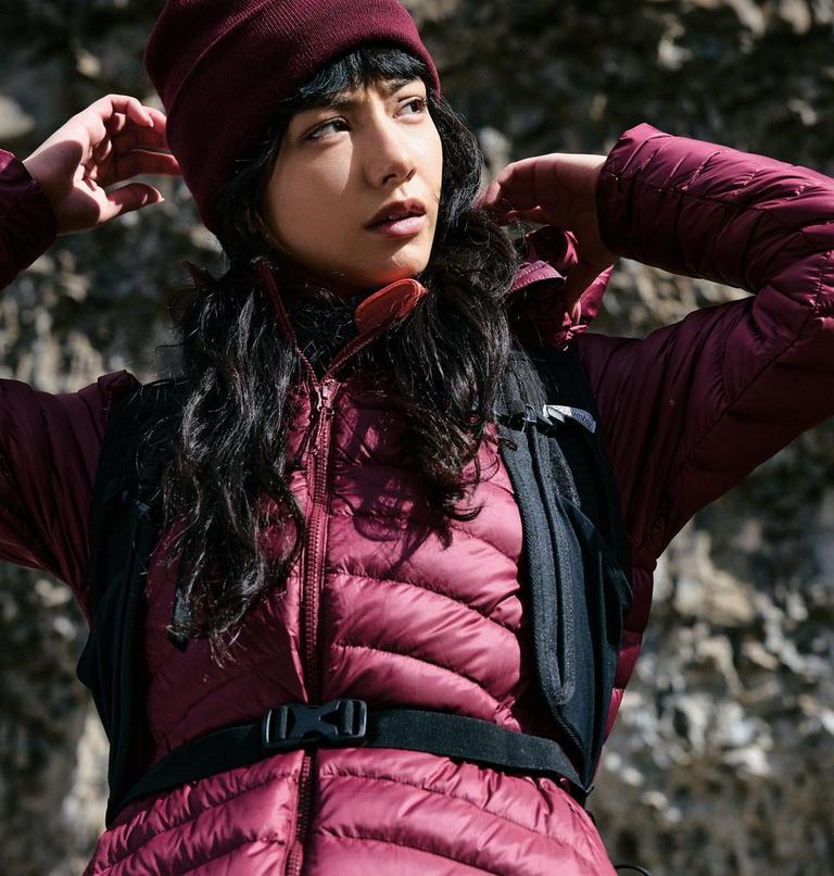 Chaqueta fácil de guardar de plumón con capucha Corelite para mujer, Color: Rich Wine, image 11