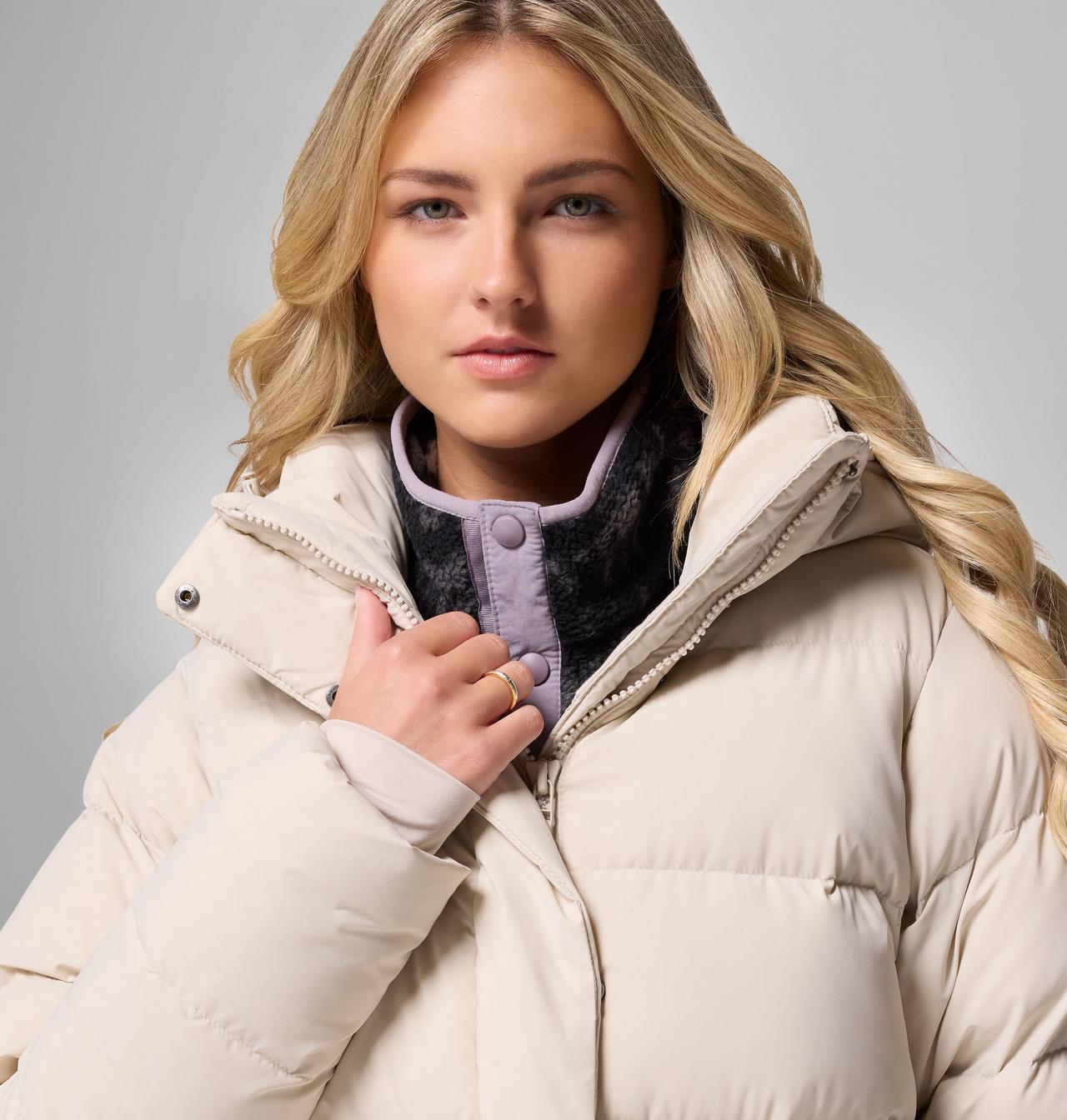 Women's Amaze Puff™ Mid Hooded Jacket 15