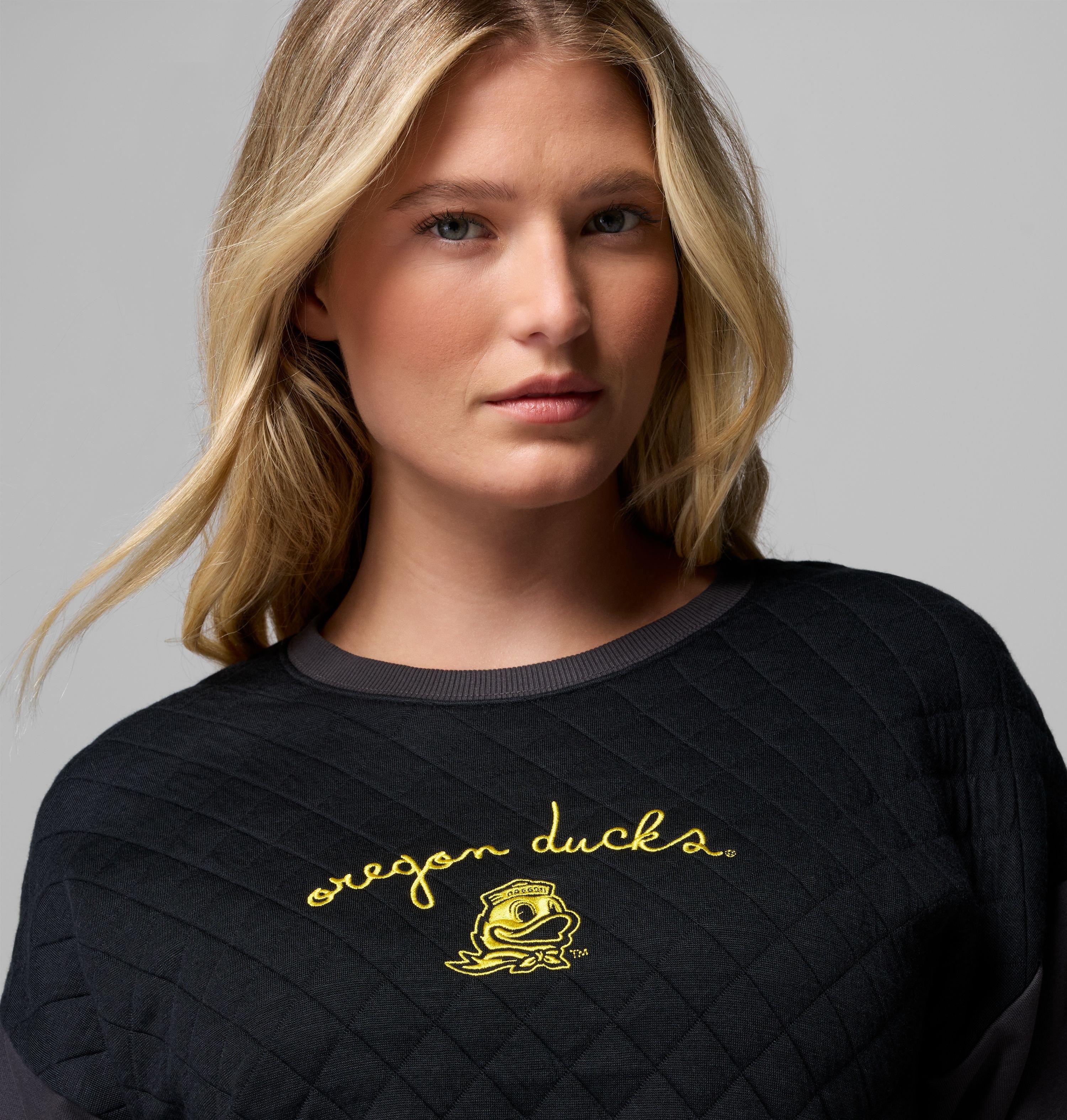 Women's Collegiate Hart Mountain Quilted Crew - Oregon 5