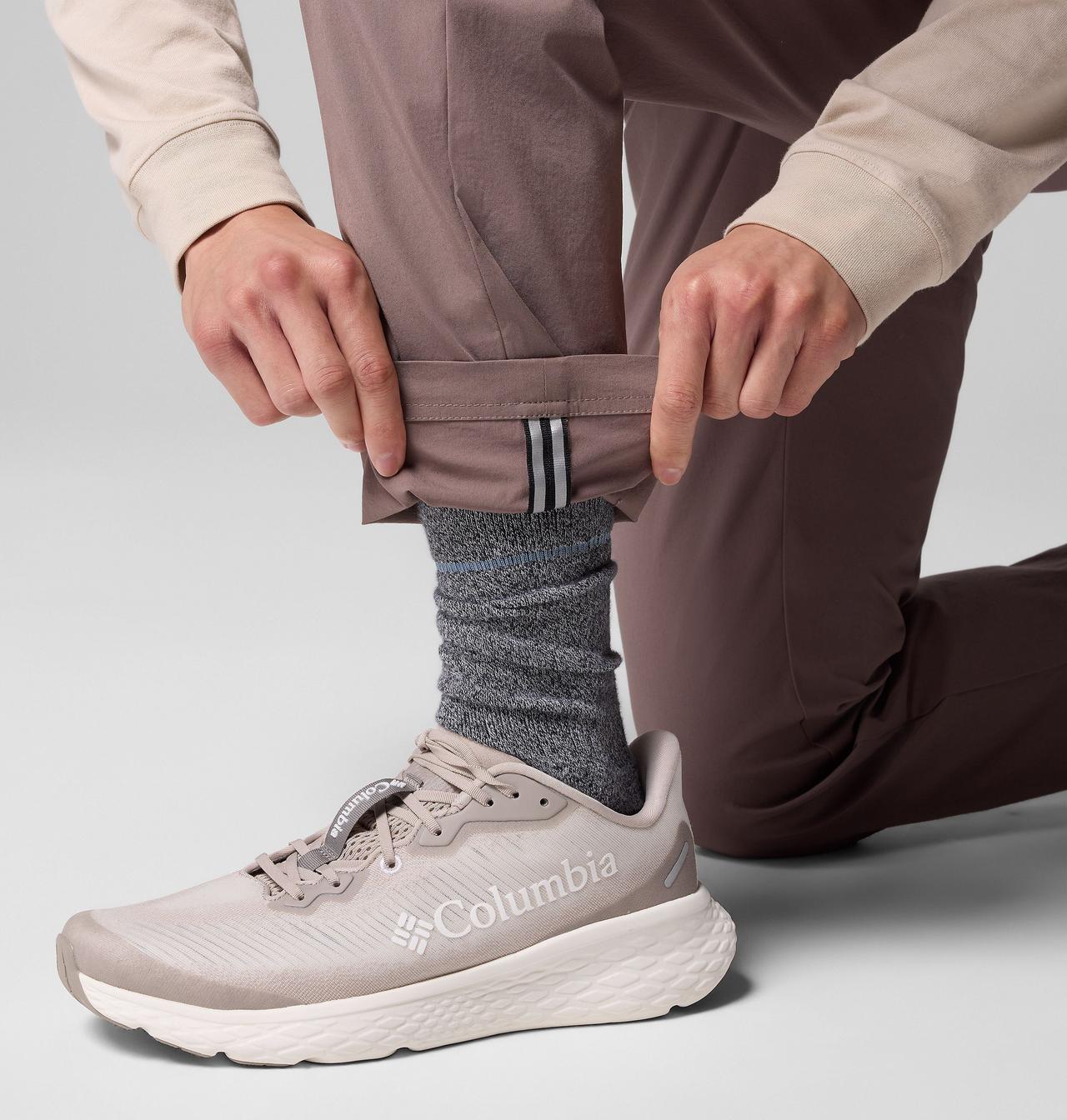 Men's ROC™ Chino Pants 9