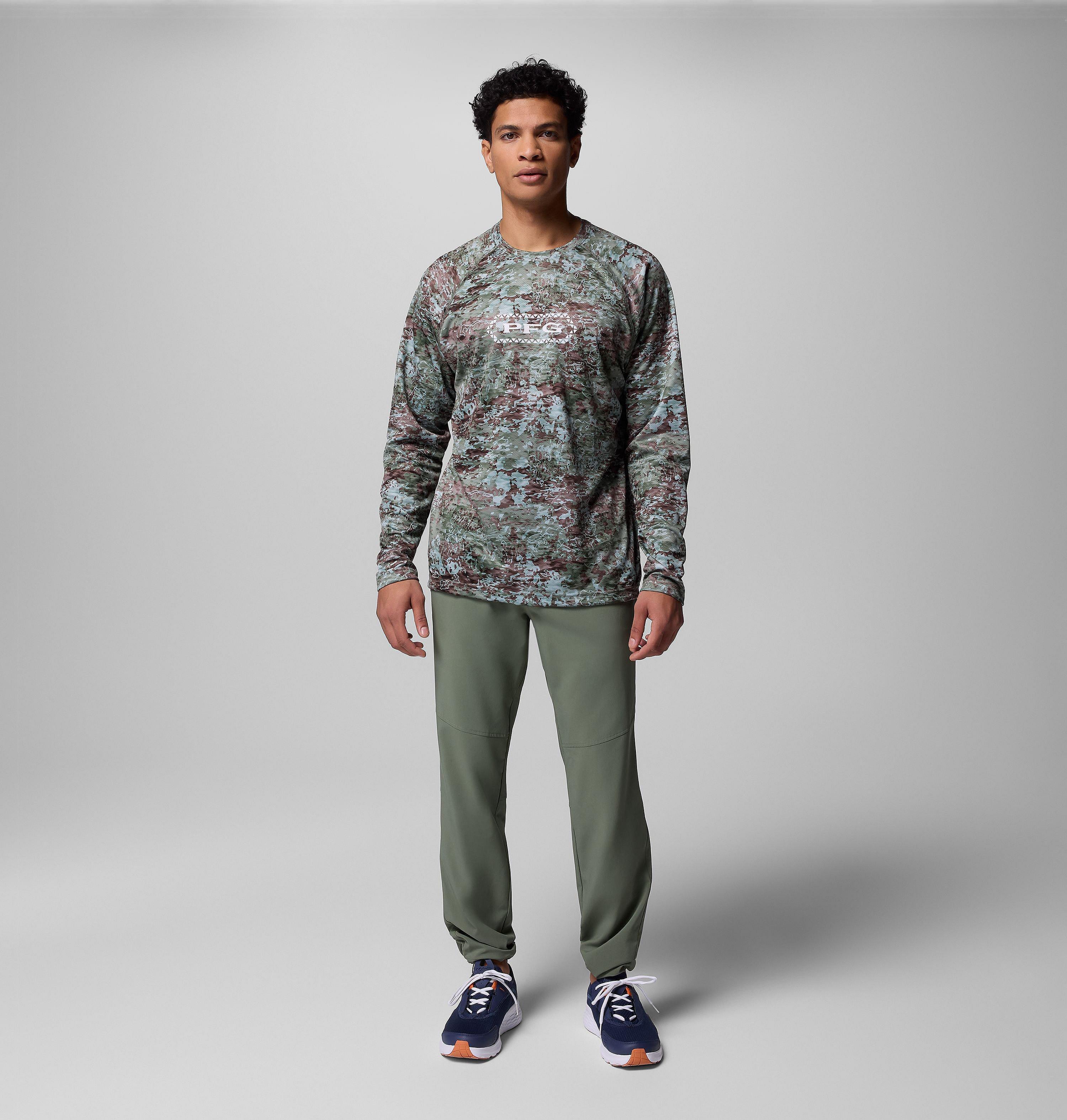 Men's PFG Super Solar Stream Border Hex Long Sleeve Shirt | Columbia