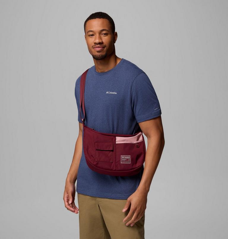 Unisex Cottonwood Creek Saddlebag, Color: Rich Wine, Eraser Pink, image 3