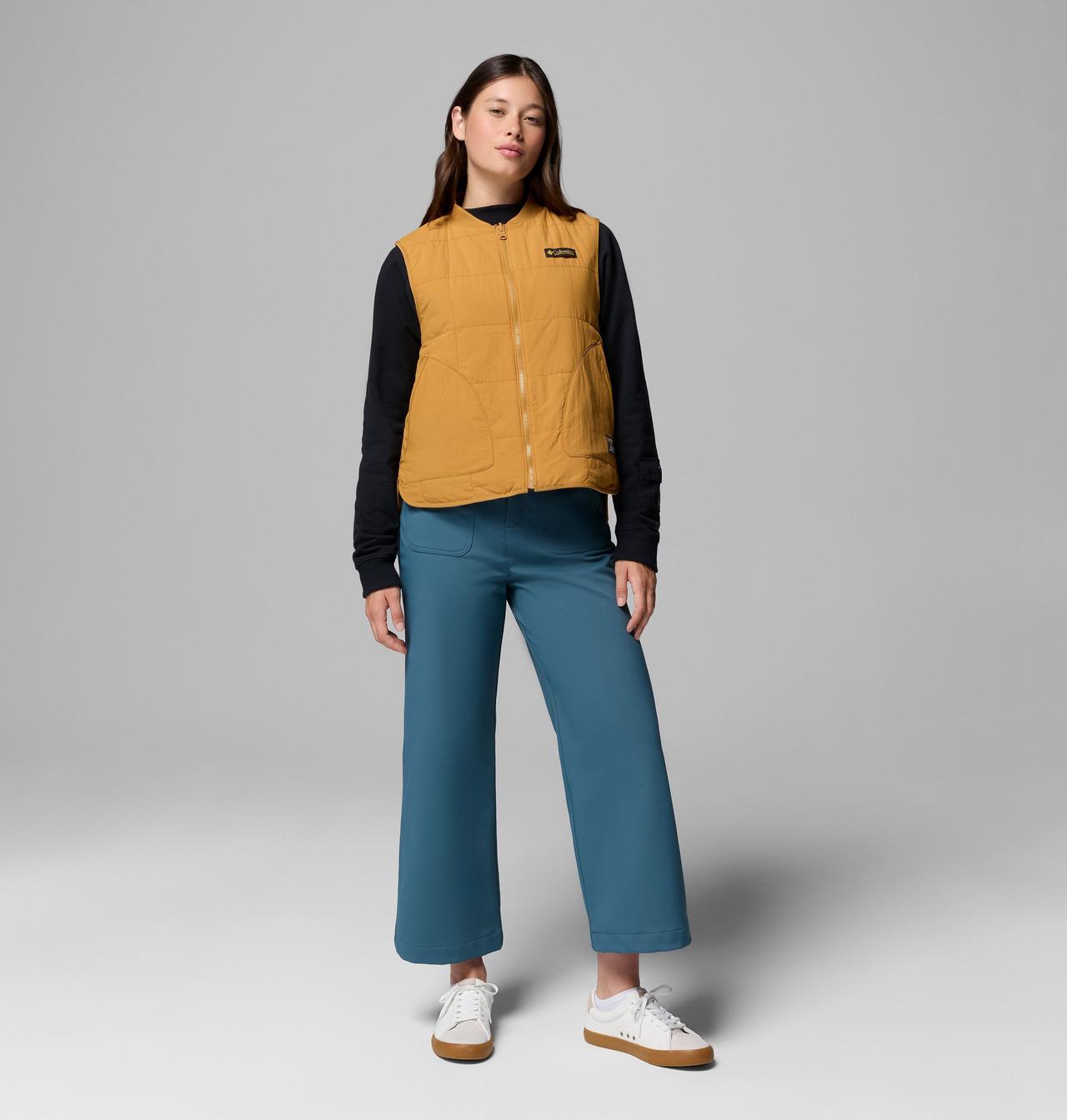 Women's High Cascades™ Reversible Vest | 779 | S 2