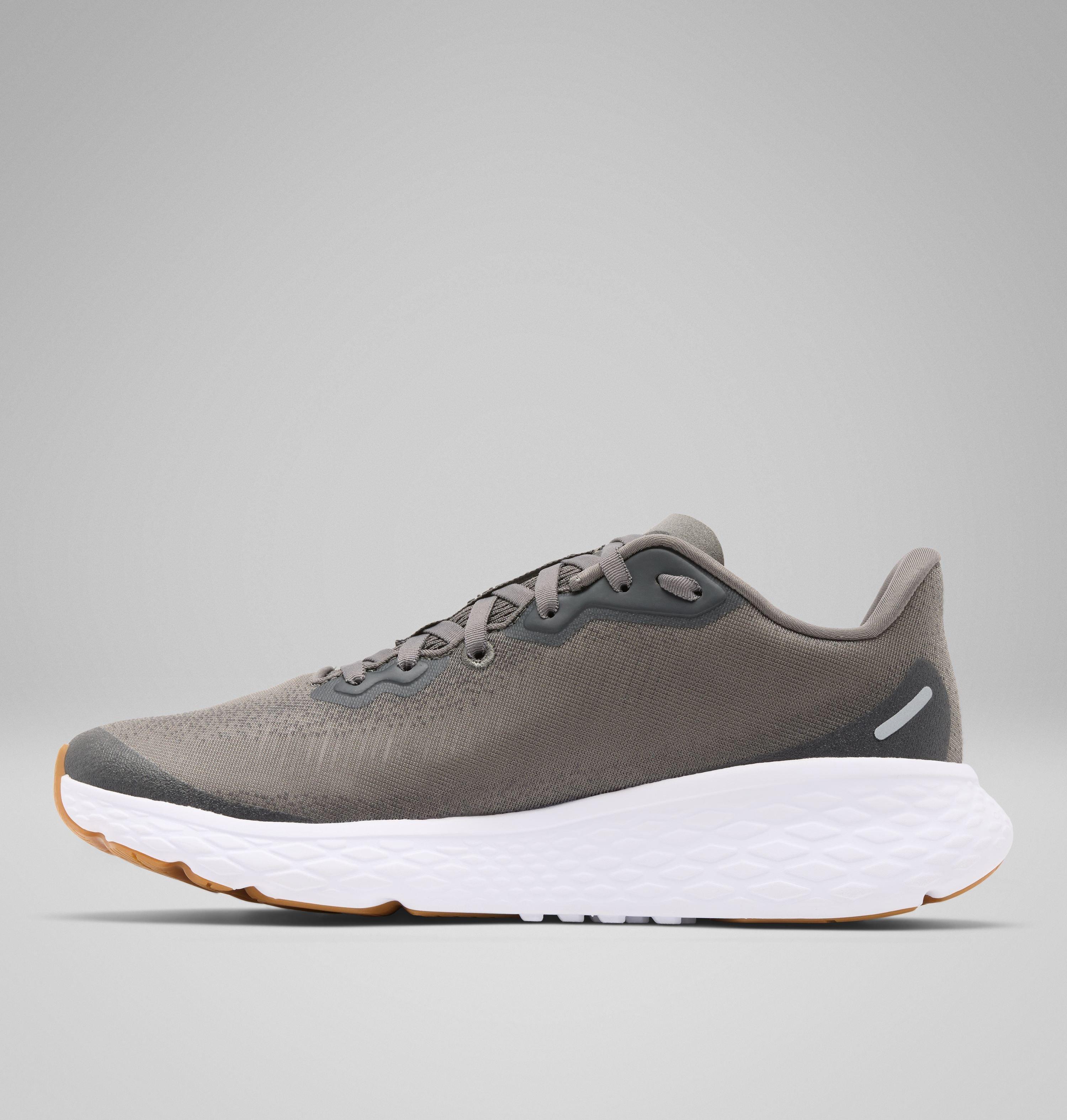 Men's Konos Featherweight Shoe | 030 | 9 6