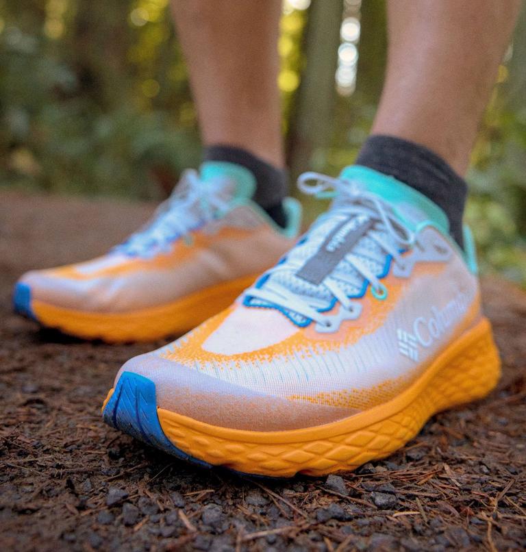 Men's Konos Featherweight Running Shoe, Color: Mango, Stormy Blue, image 14