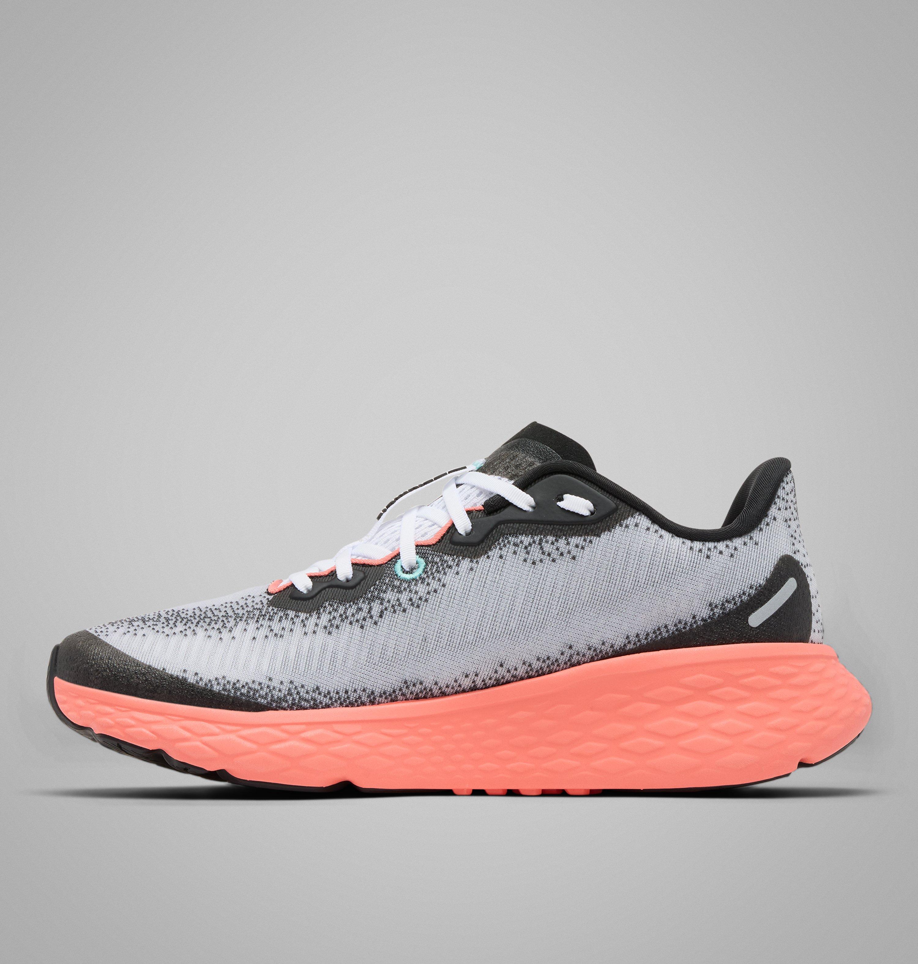 Women's Konos Featherweight Shoe 6