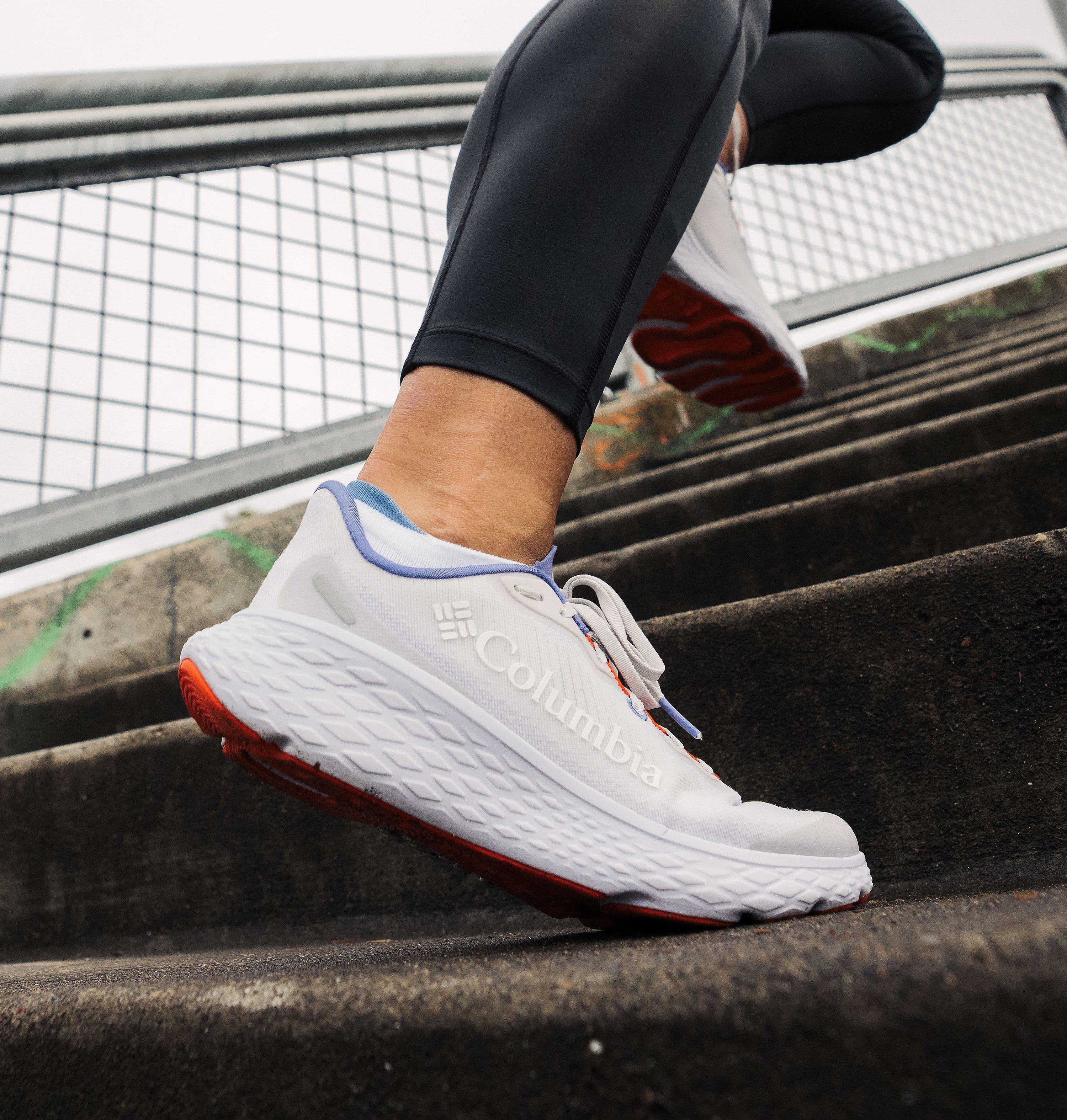 Women's Konos Featherweight Shoe 16