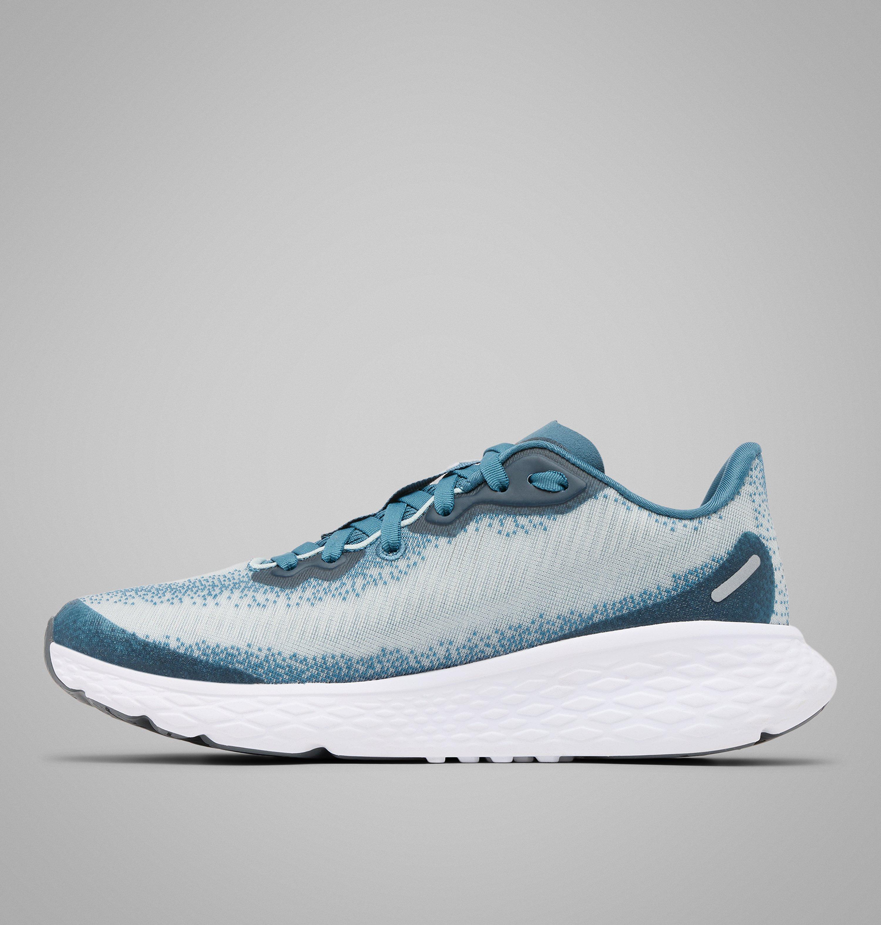 Women's Konos Featherweight Shoe - Wide 6