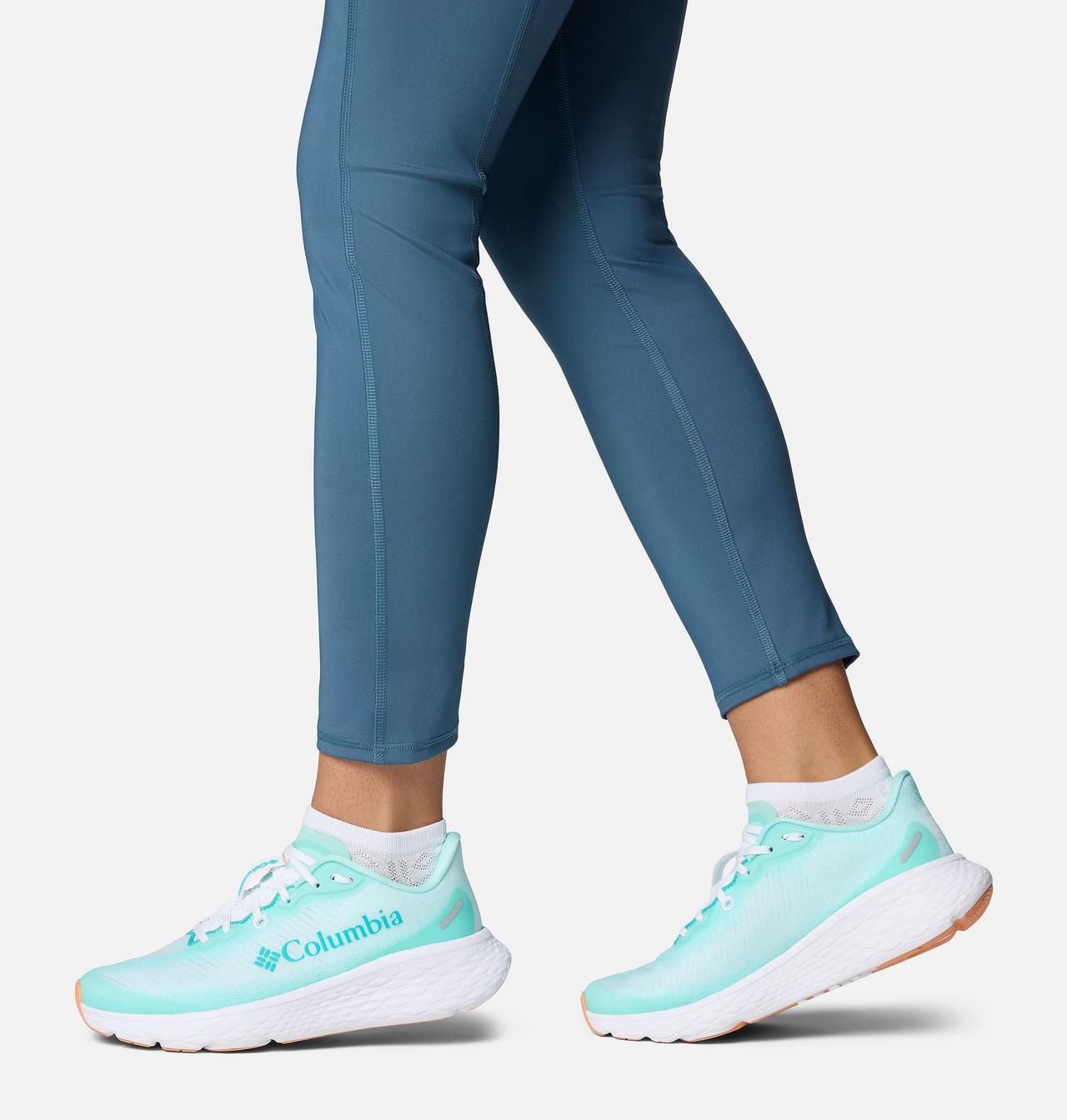 Women's Konos™ Featherweight™ Shoe - Wide 10