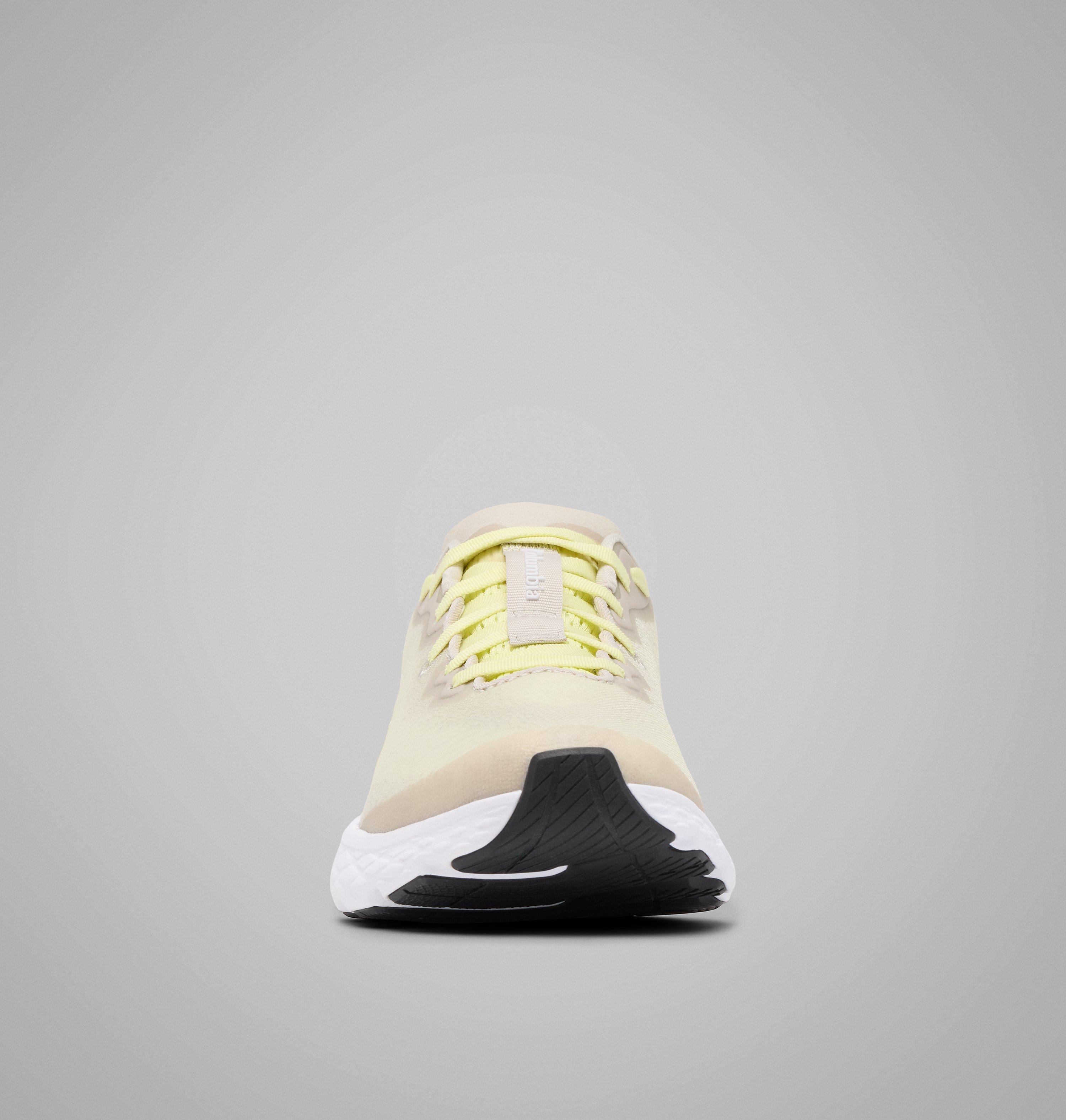 Women's Konos Featherweight Shoe - Wide 8