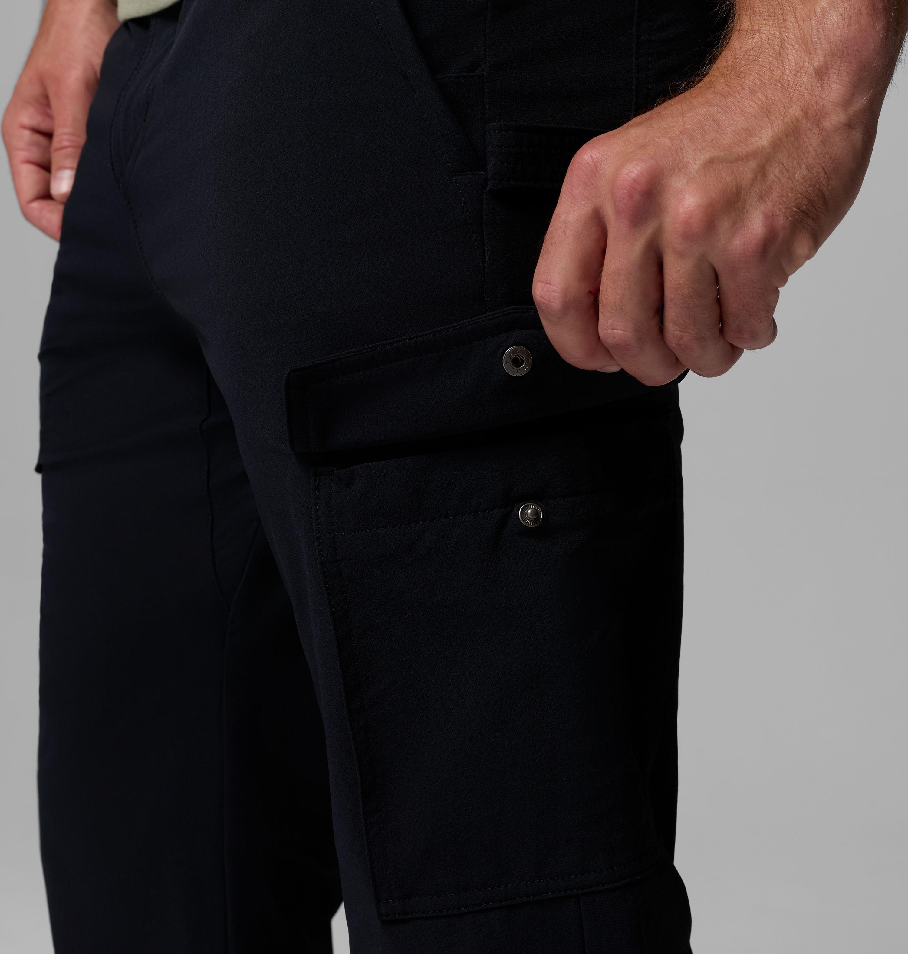 Men's ROC Tech Cargo Pants | 010 | 42 | 32 9