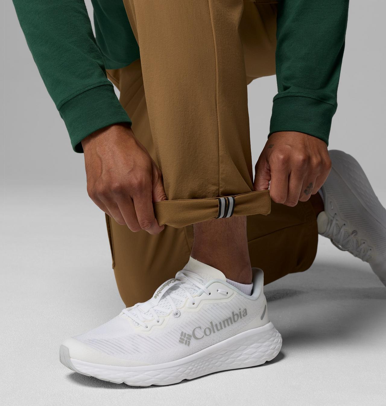 Men's ROC™ Tech Cargo Pants 8