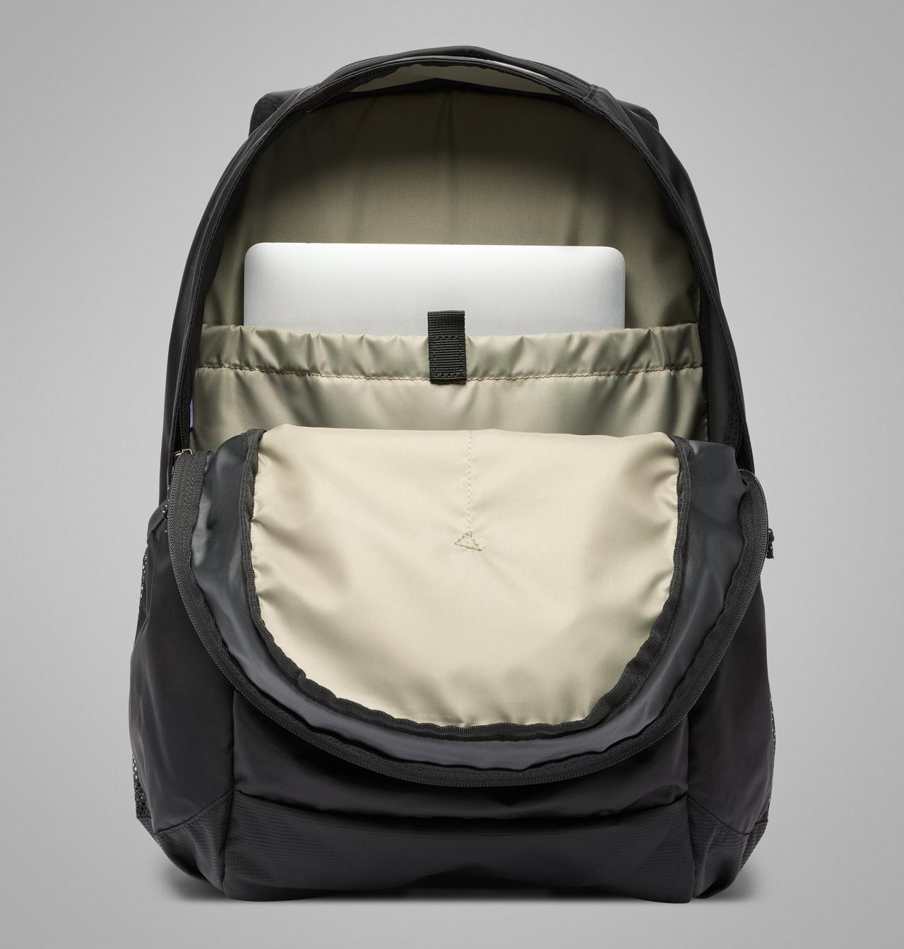 Manresa™ 25L Backpack 10