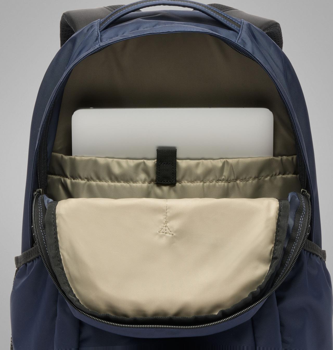 Manresa™ 25L Backpack 12