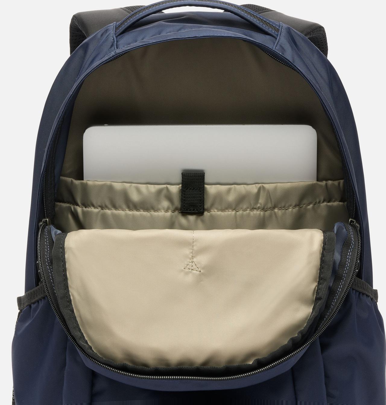 Manresa™ 25L Backpack 7