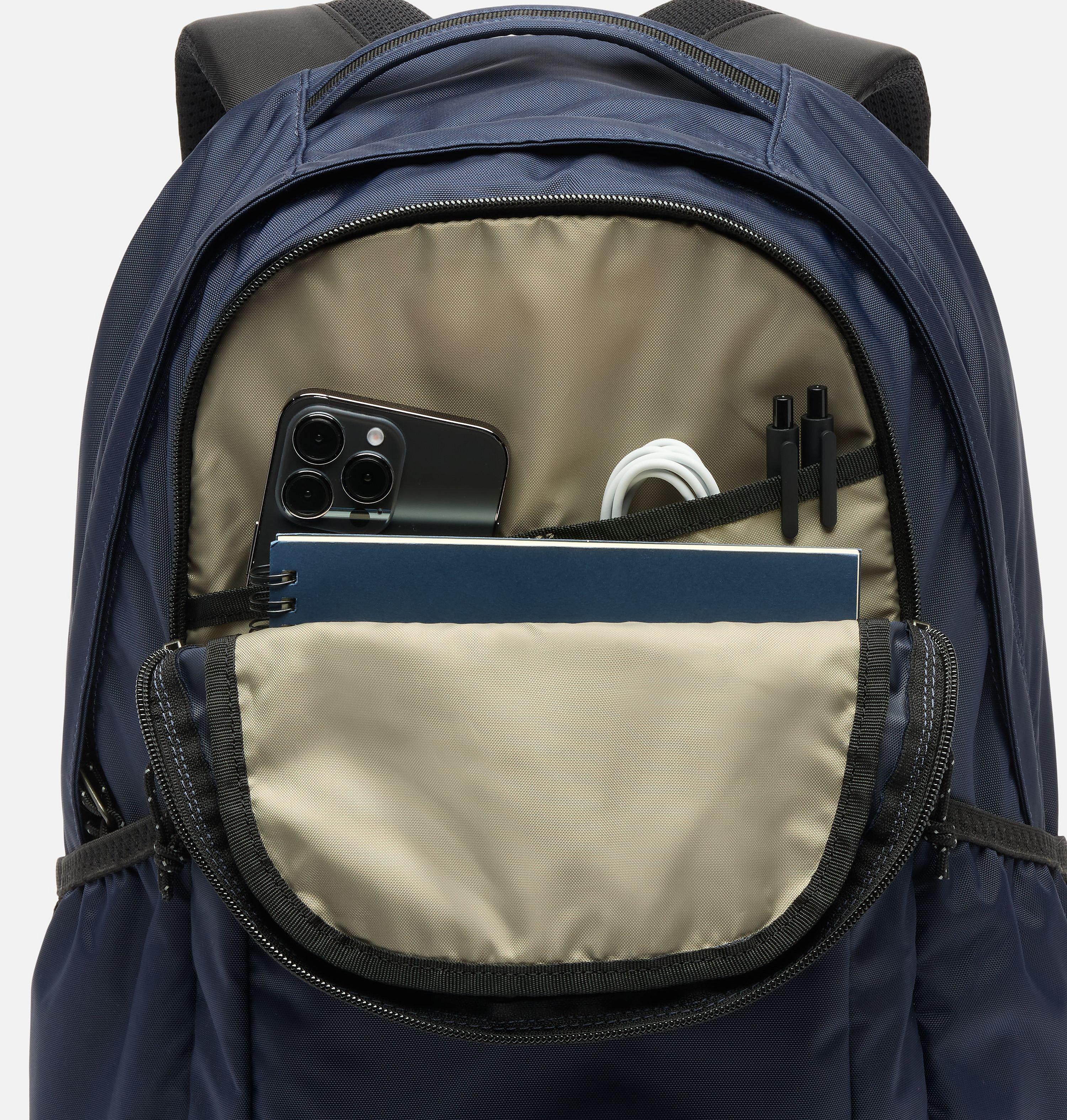 Manresa 25L Backpack 10