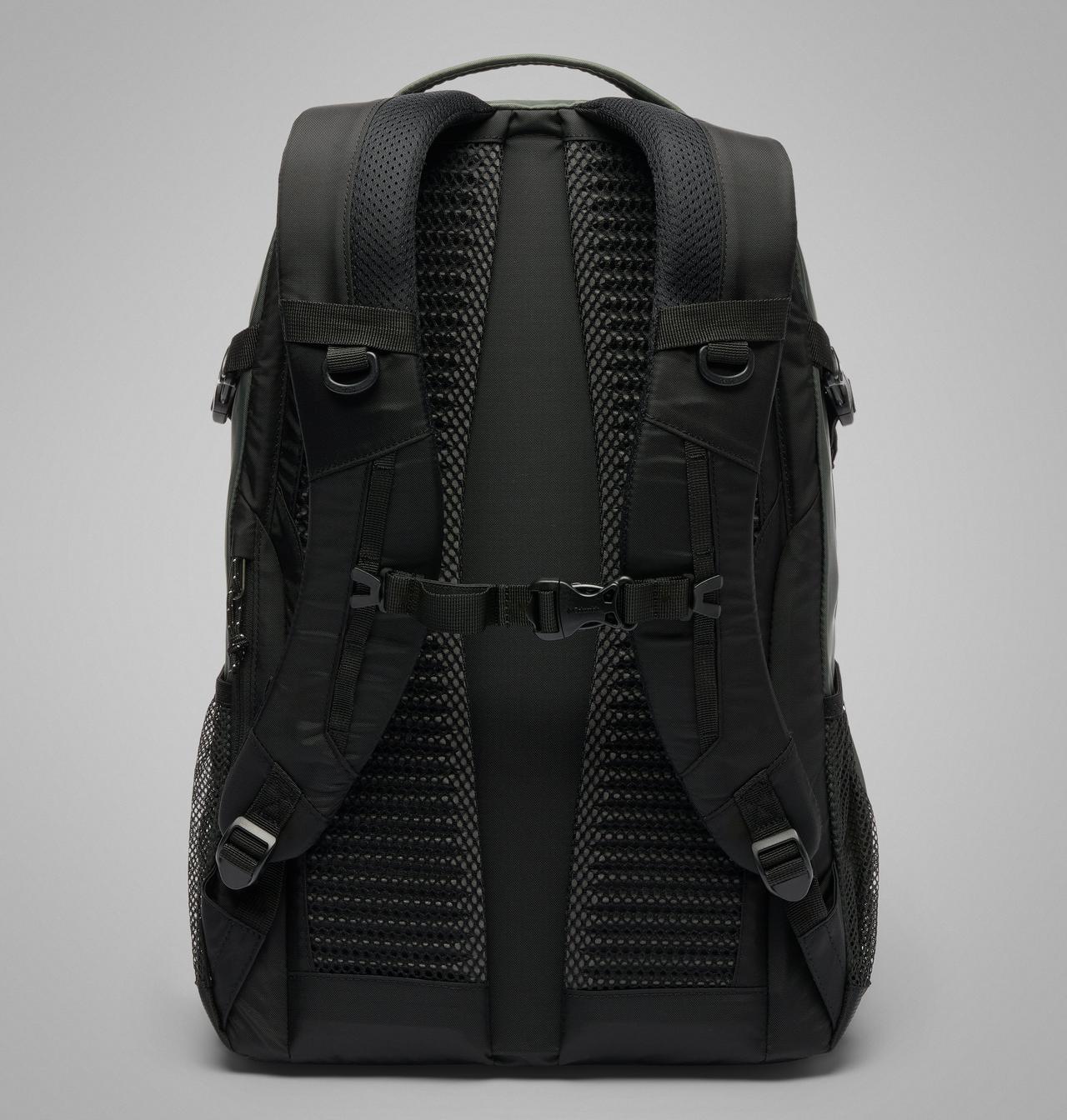 Manresa™ 33L Backpack 2