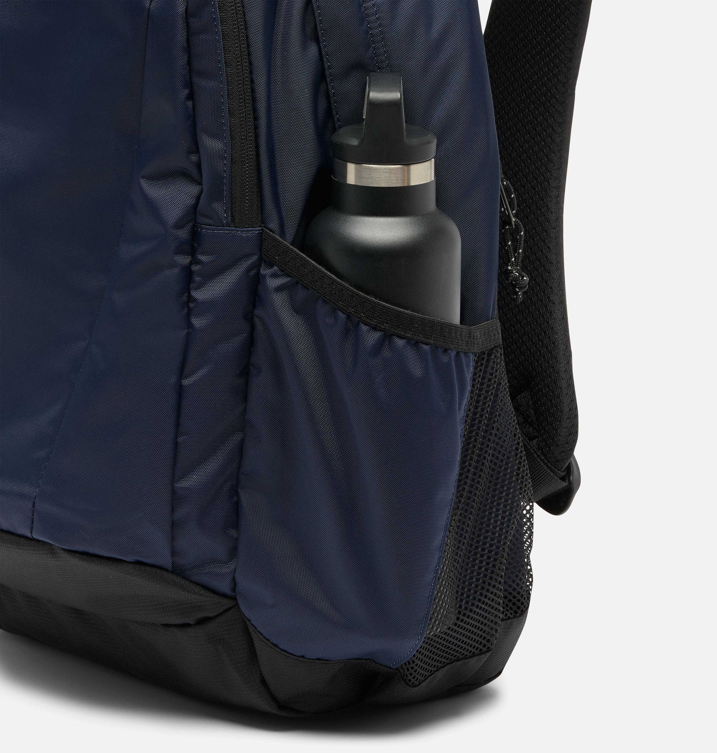 Manresa 33L Backpack 9
