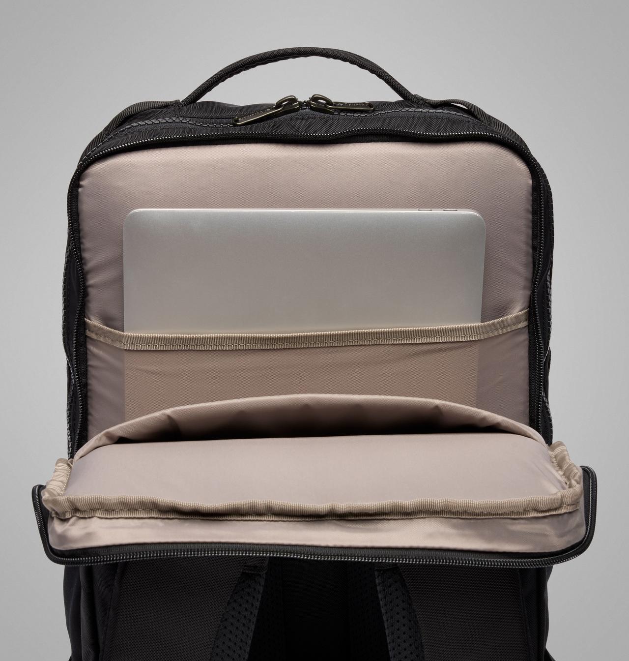 Star Range Square Backpack Medium 14