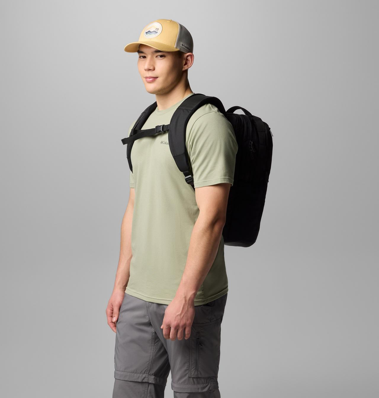 { "modelCode": "2305", "variantUPC": "195982883564" } 3