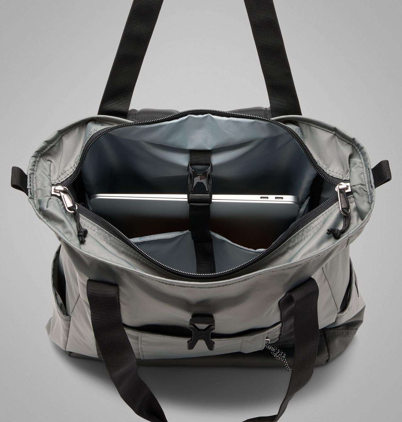 Great Smoky Garden™ 2-Way Tote 9