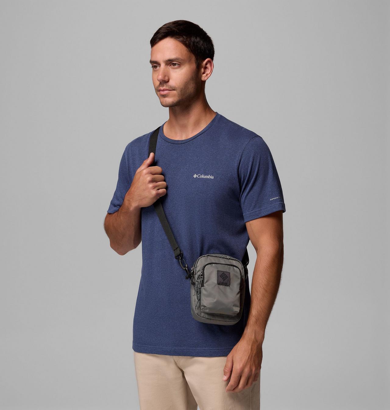 { "modelCode": "1858", "variantUPC": "198711051609" } 3