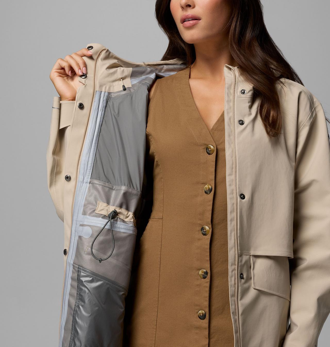 Women's AmazeRain™ 3L Shell Jacket 6