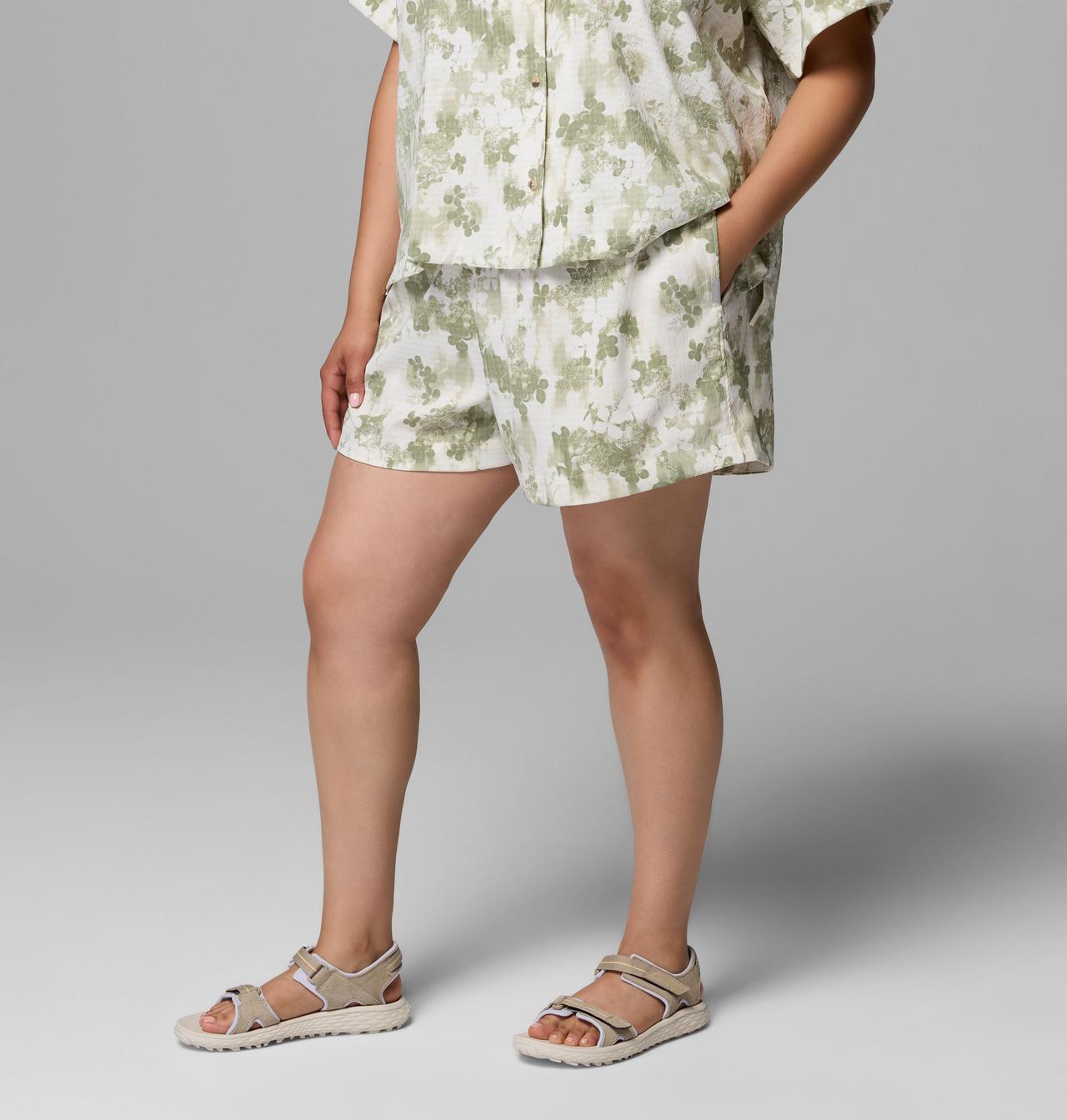 Women's Sucker for Summer Print Shorts - Plus Size 4