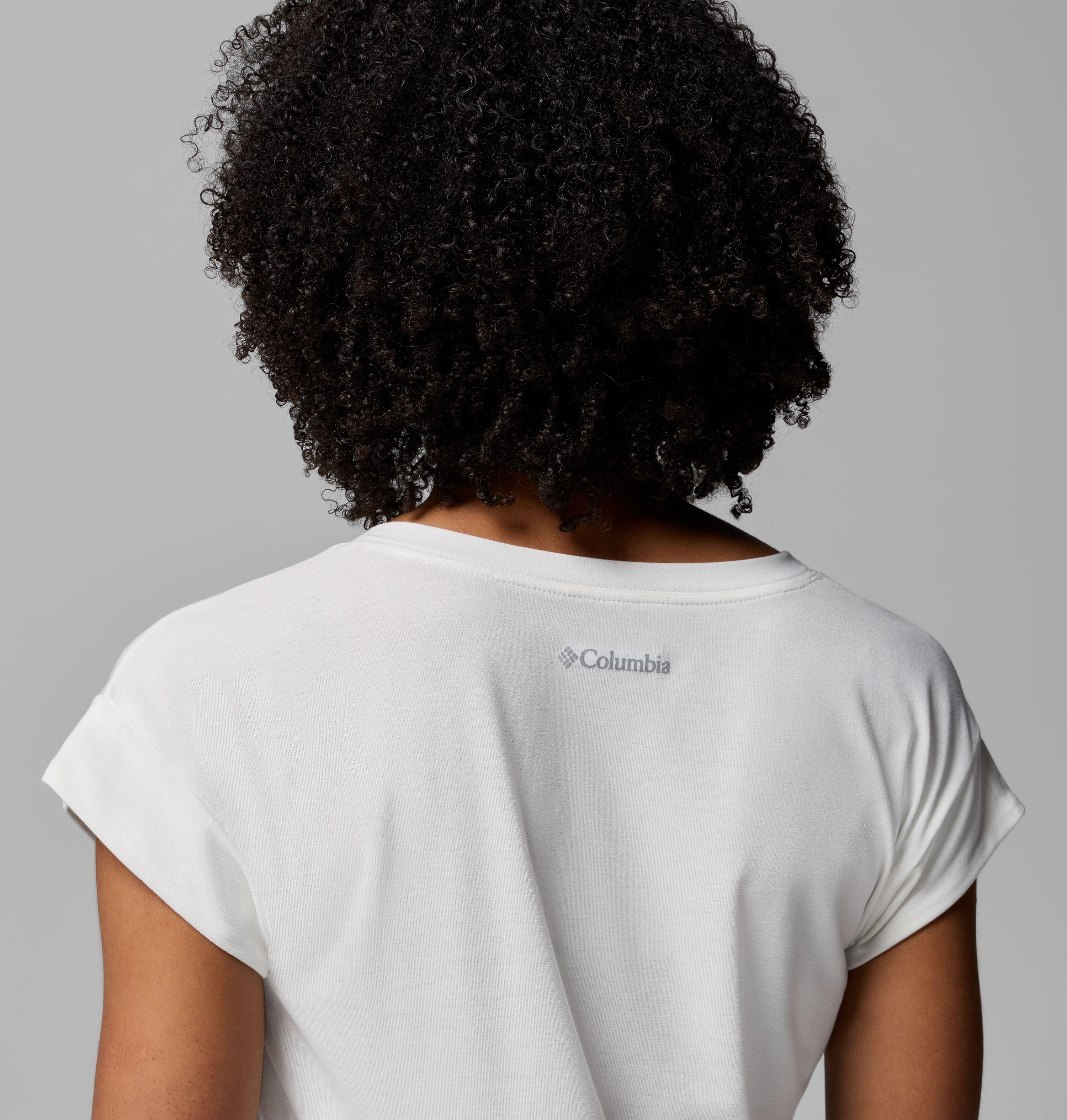 Women's Daniela Falls V-Neck Short Sleeve T-Shirt 6