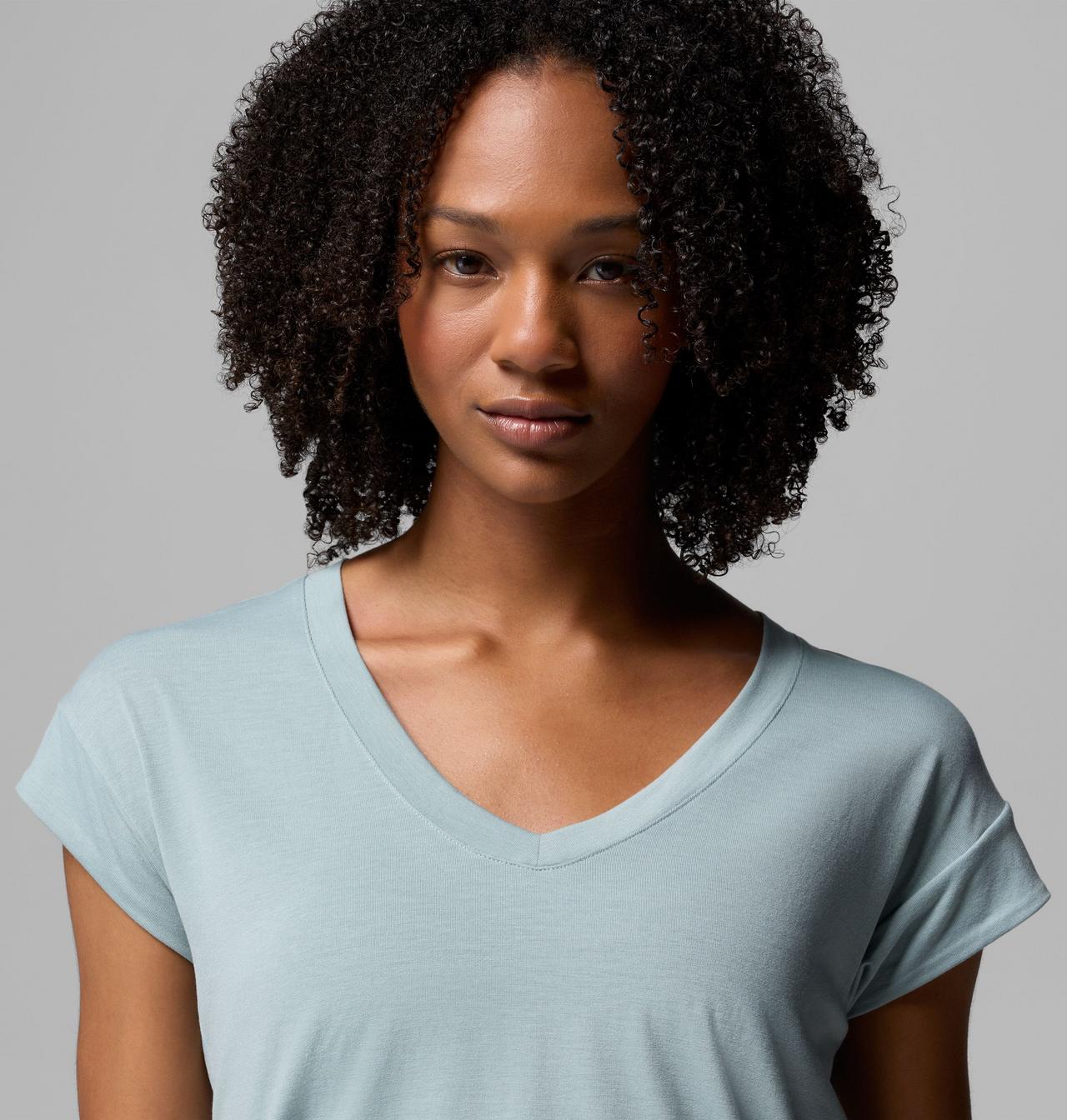 Daniela Falls™ V-Neck SS Tee | 461 | L 5
