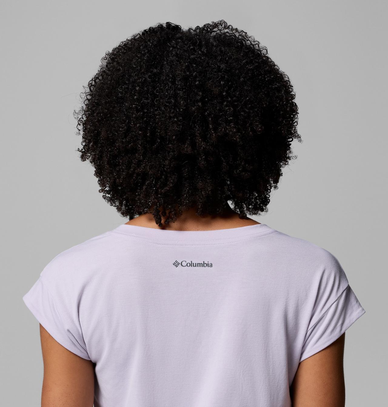 Daniela Falls™ V-Neck SS Tee | 551 | M 6