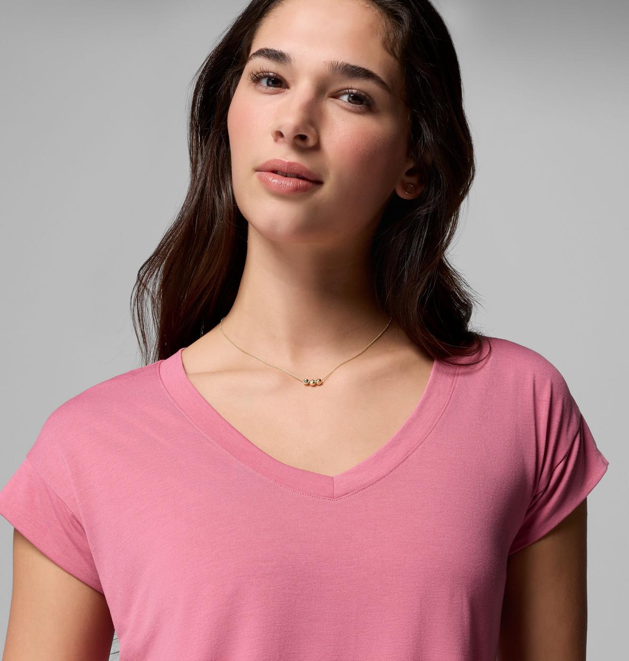 Daniela Falls™ V-Neck SS Tee | 661 | XS 5
