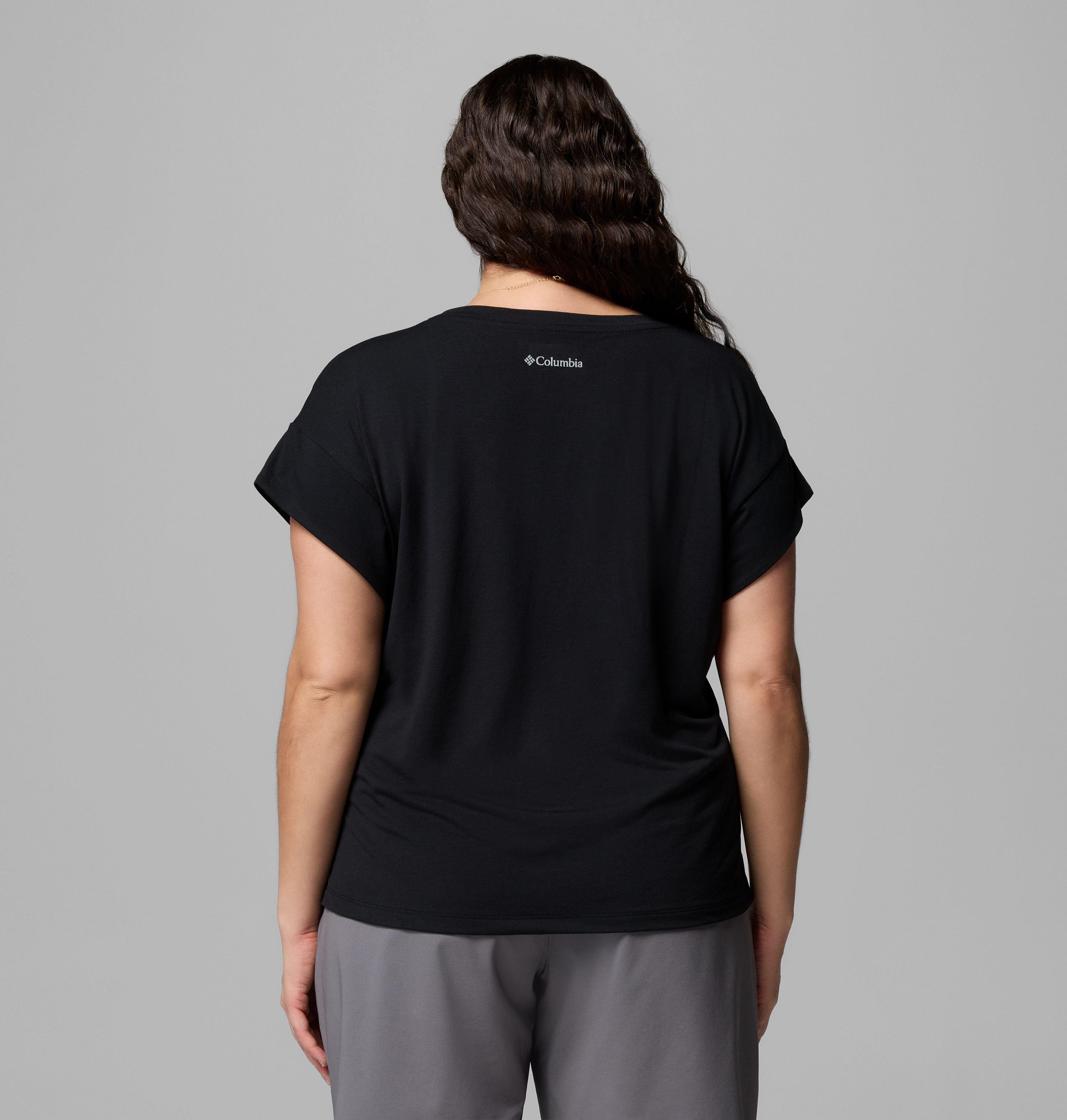 Women's Daniela Falls V-Neck Short Sleeve Tee - Plus Size | 010 | 1X 3
