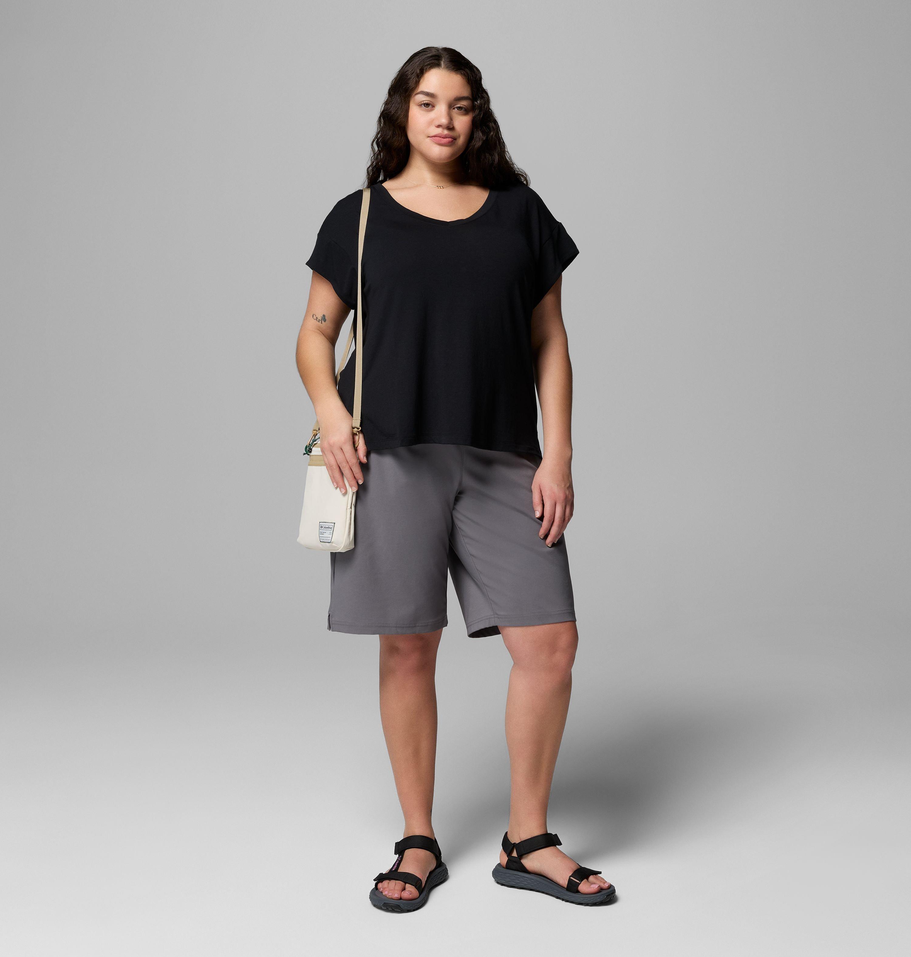 Women's Daniela Falls V-Neck Short Sleeve Tee - Plus Size | 010 | 1X 2