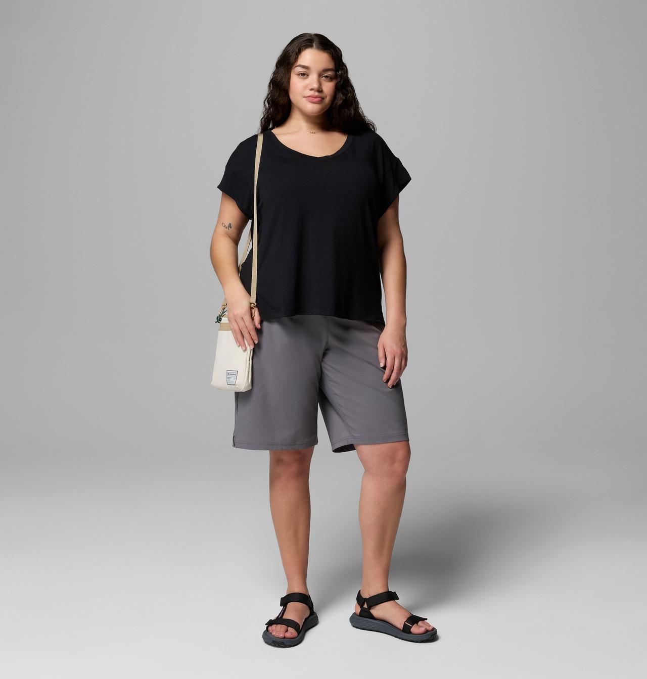 Daniela Falls™ V-Neck SS Tee | 010 | 2X 2