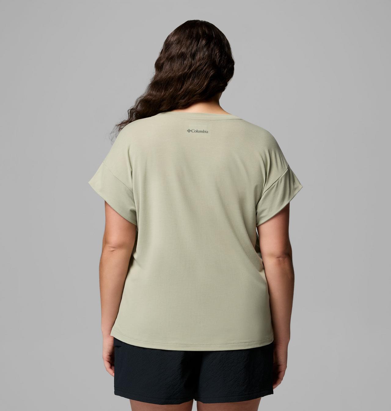 Women's Daniela Falls V-Neck Short Sleeve Tee - Plus Size 3