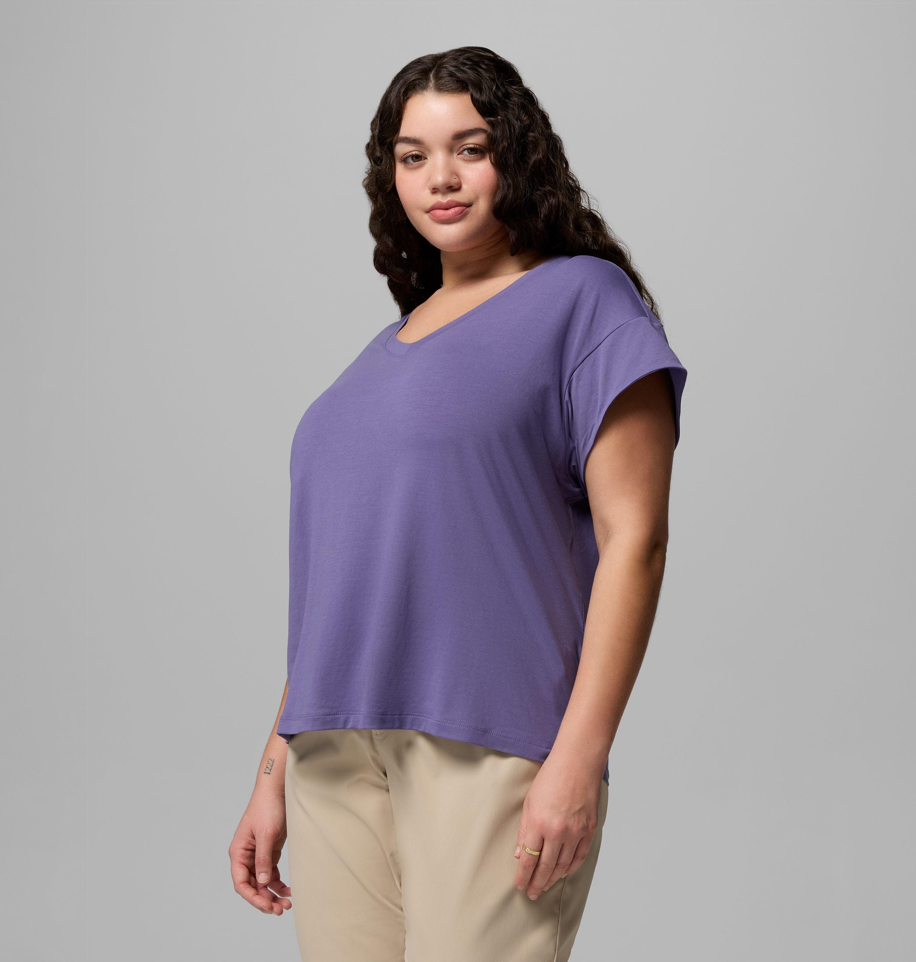 Women's Daniela Falls V-Neck Short Sleeve Tee - Plus Size | 525 | 2X 4