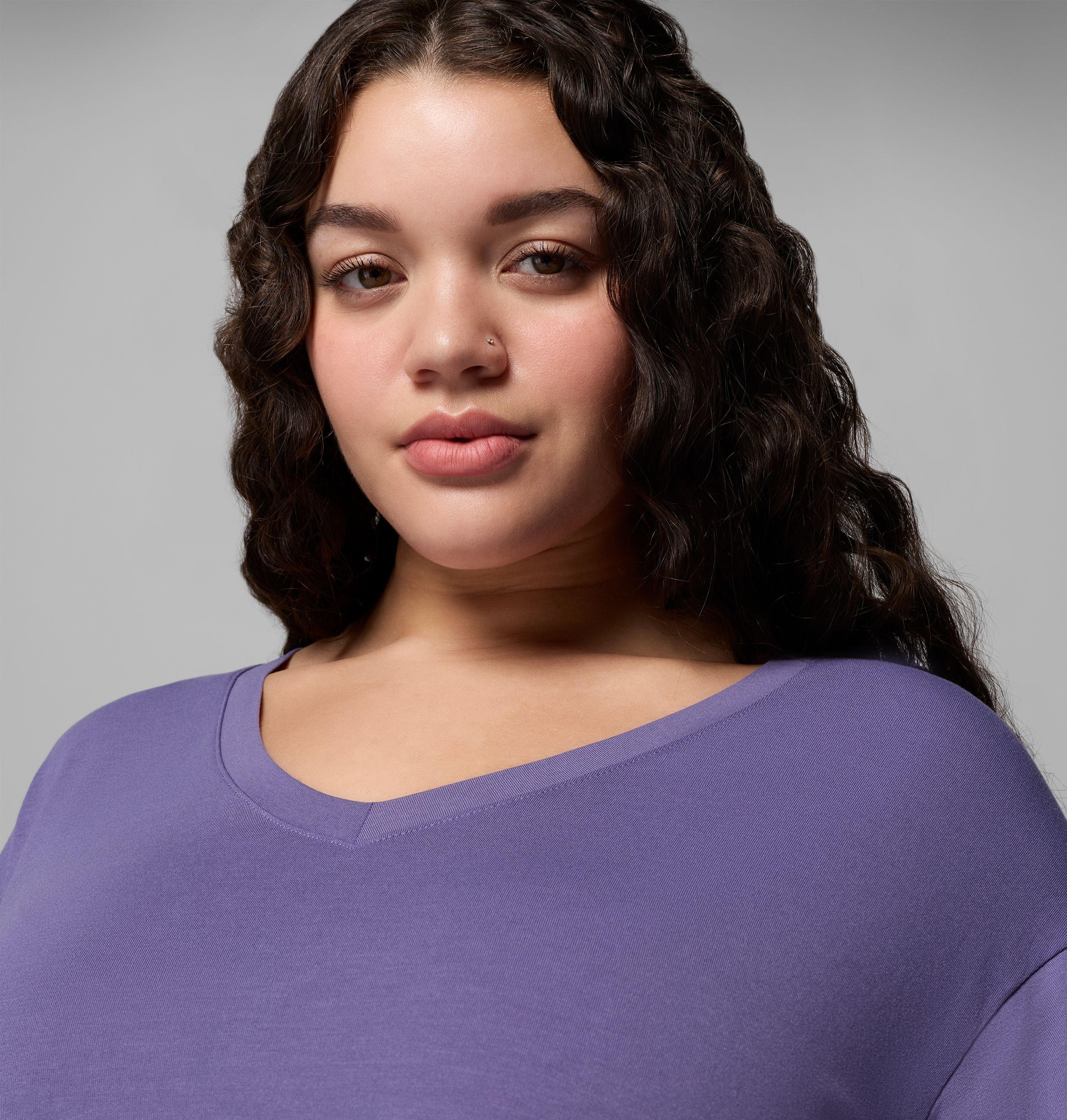 Women's Daniela Falls V-Neck Short Sleeve Tee - Plus Size | 525 | 2X 5