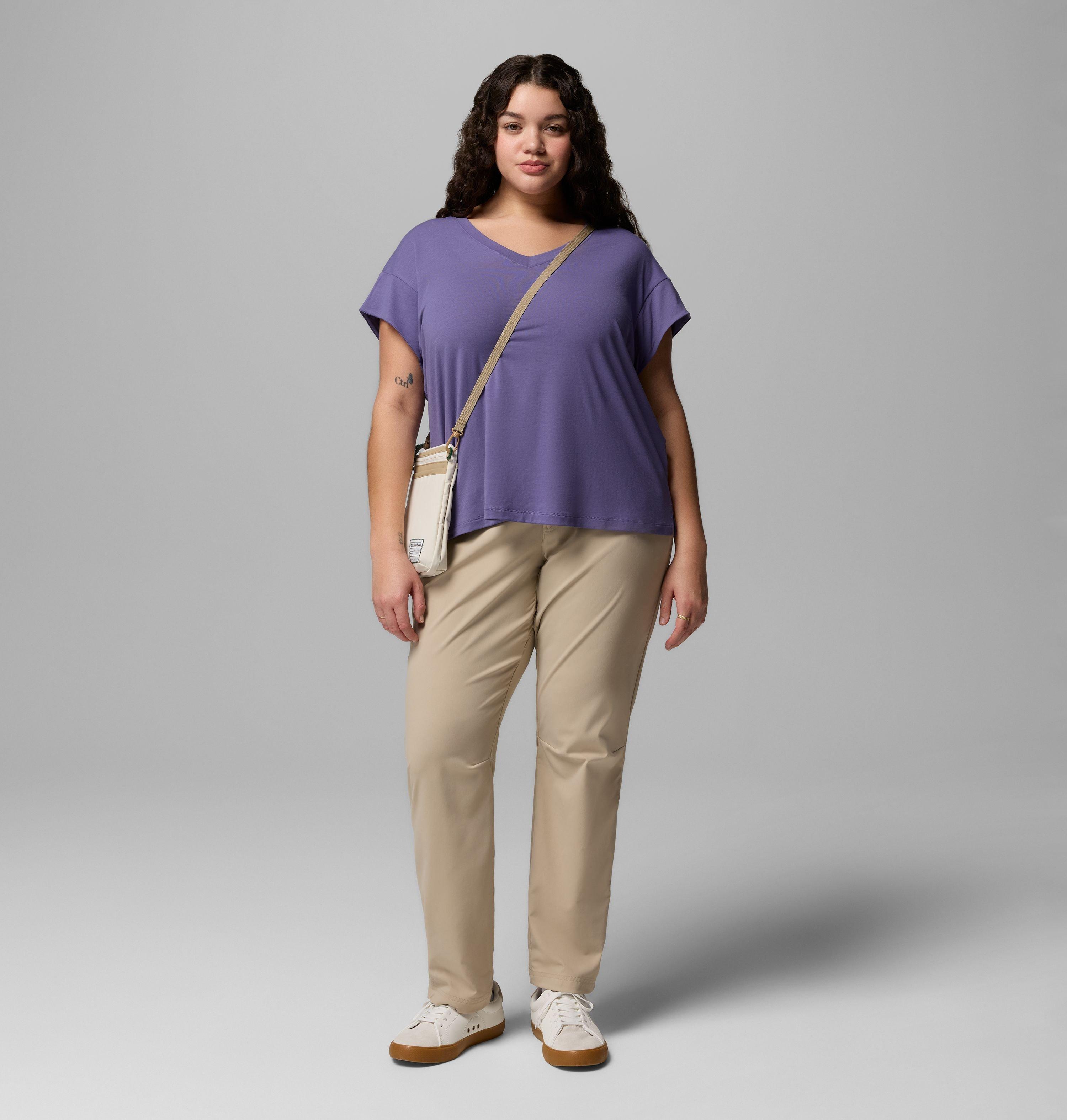 Women's Daniela Falls V-Neck Short Sleeve Tee - Plus Size | 525 | 2X 7