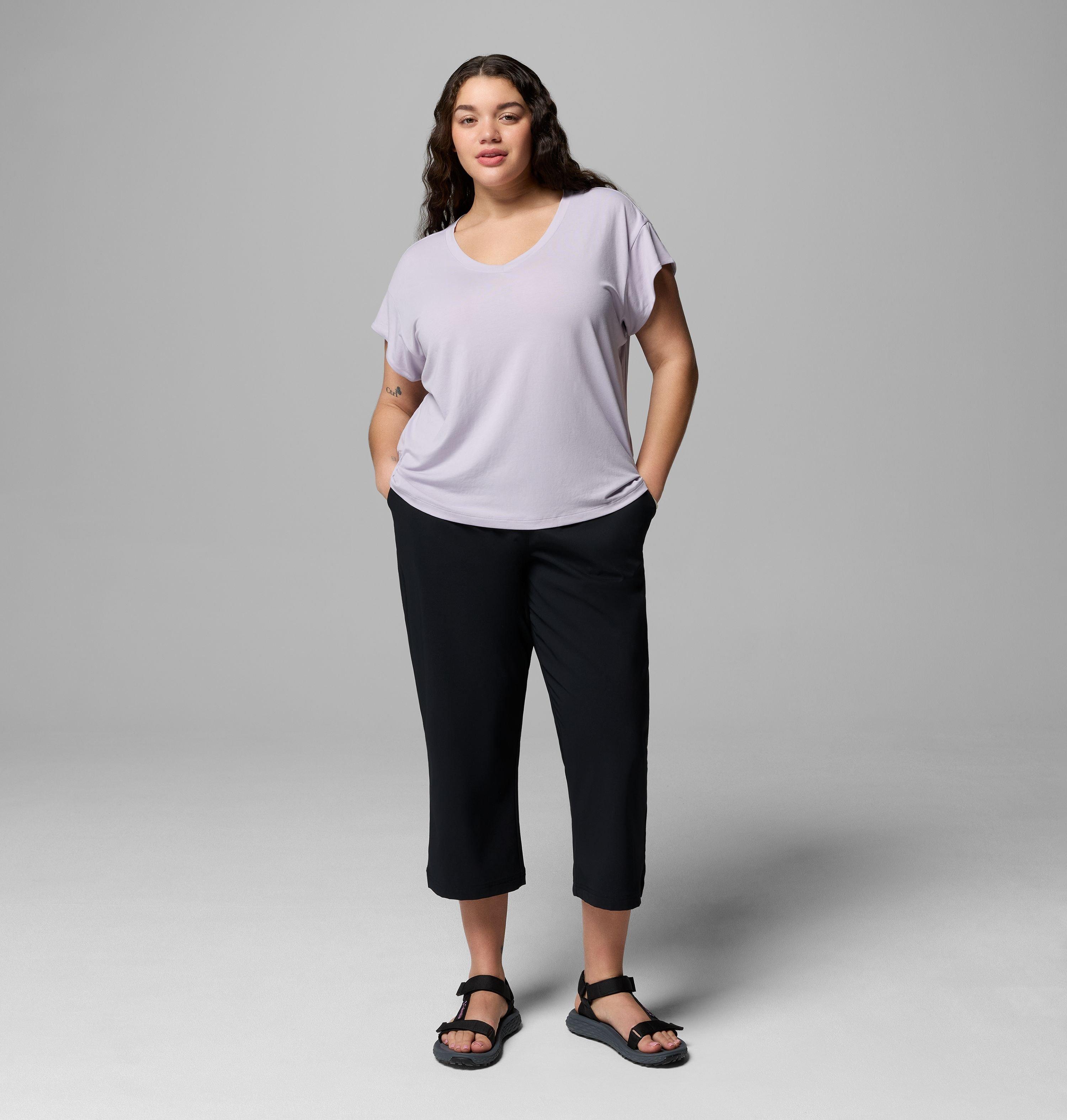 Women's Daniela Falls V-Neck Short Sleeve Tee - Plus Size | 551 | 3X 2