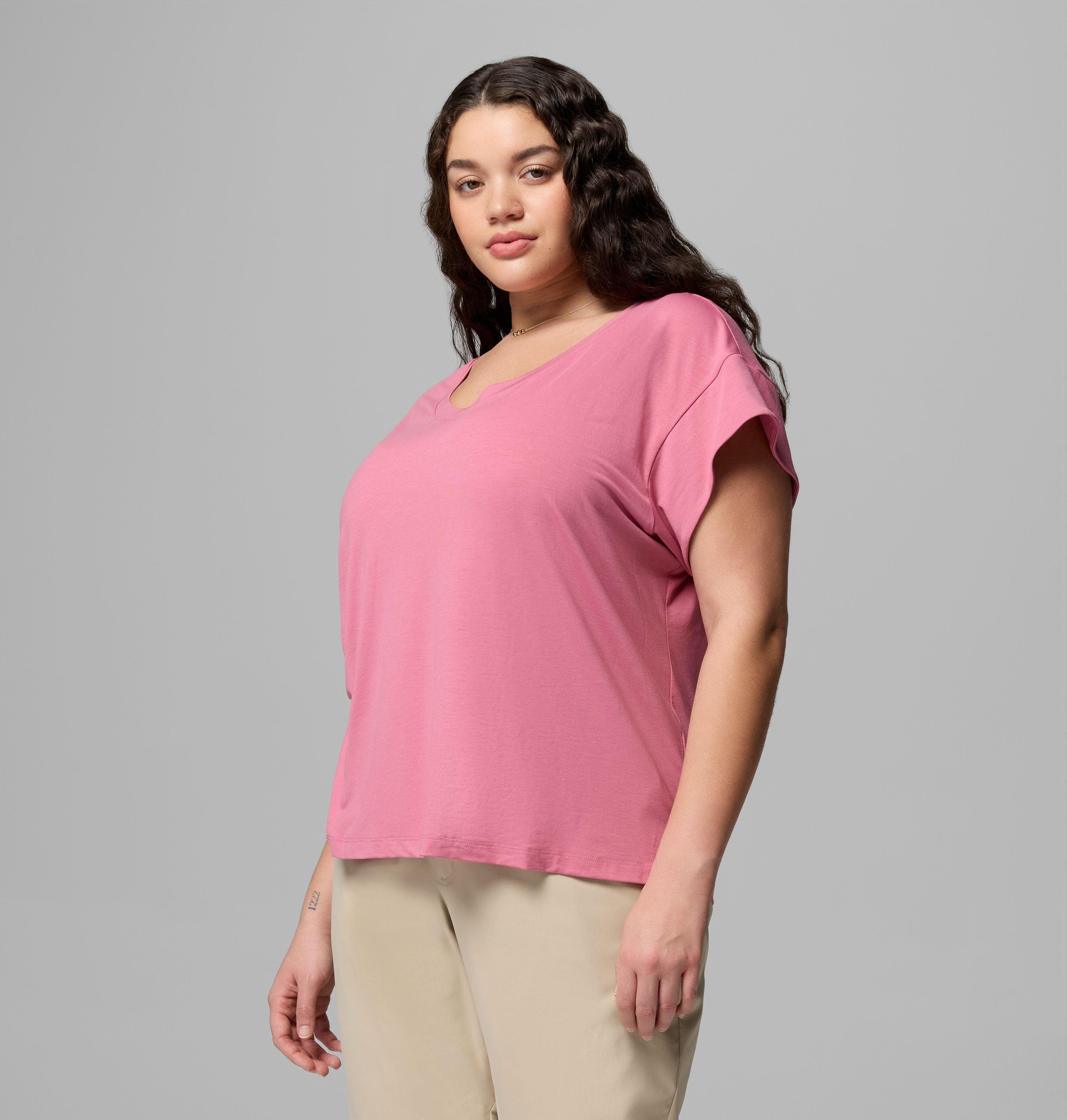 Women's Daniela Falls V-Neck Short Sleeve Tee - Plus Size 4