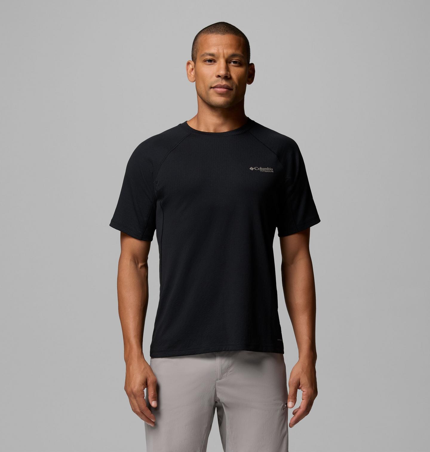 Мужская рубашка Columbia DriVenture Short Sleeve, цвет: Чёрный — фото 1