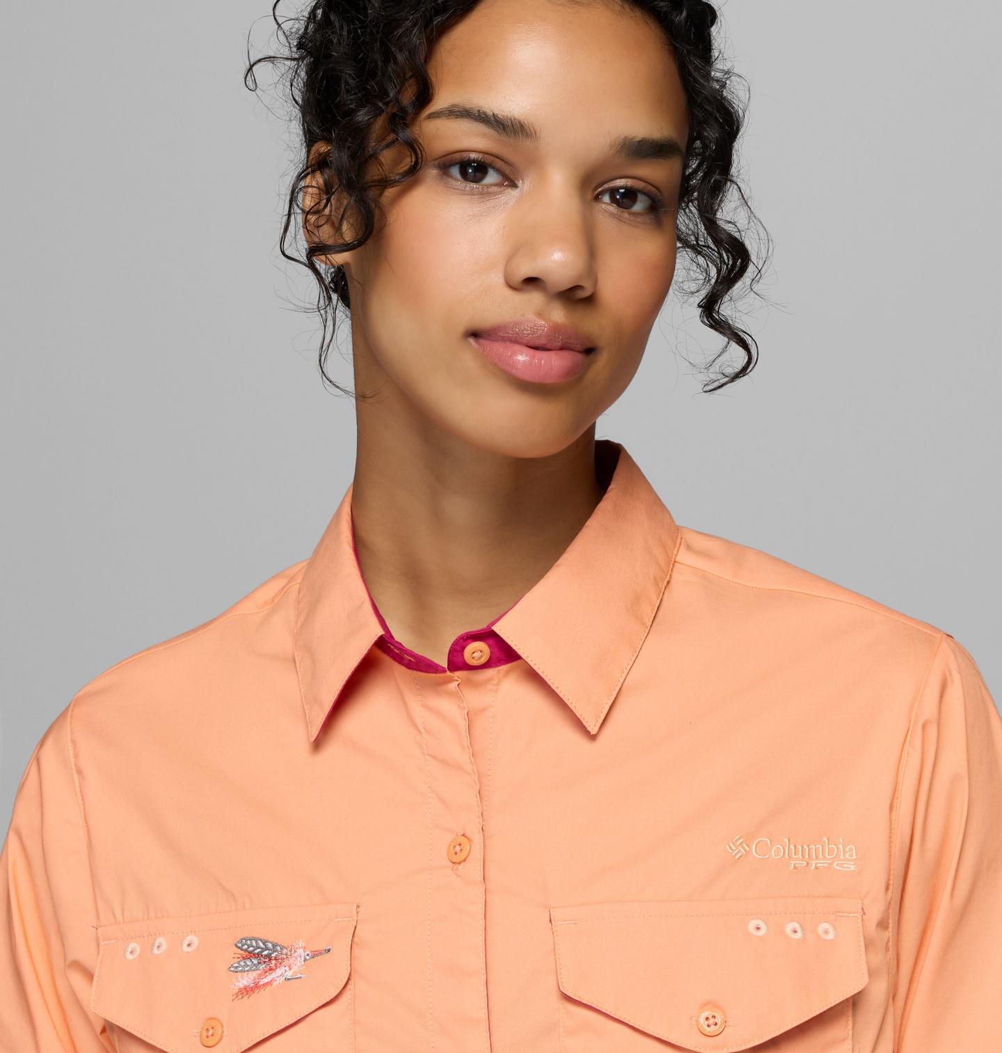 Женские рубашки Columbia PFG Bonefish Flats Short Sleeve, цвет: Персиковый / Розовый — фото 4