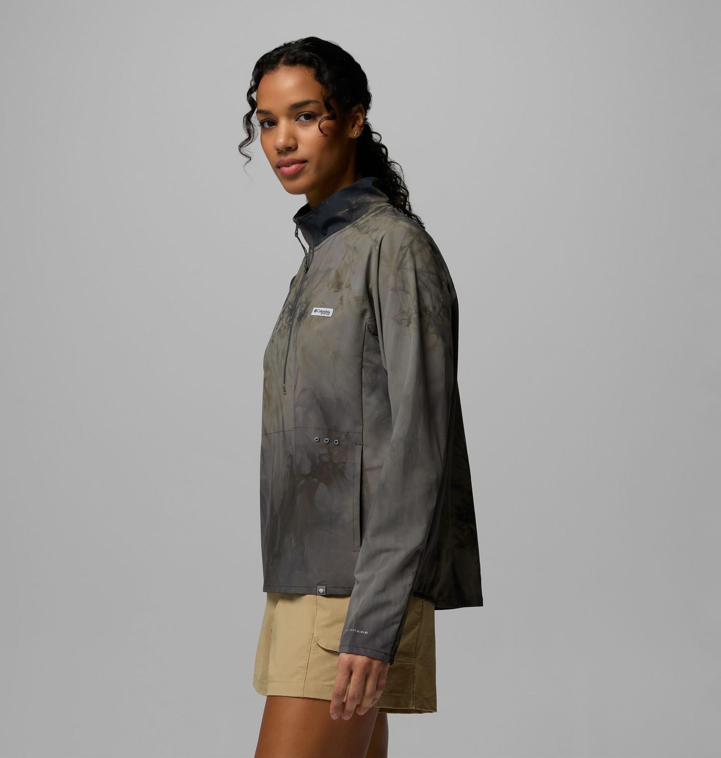 Женская рубашка Columbia PFG Uncharted Cloud Half Zip, цвет: Чёрный — фото 4